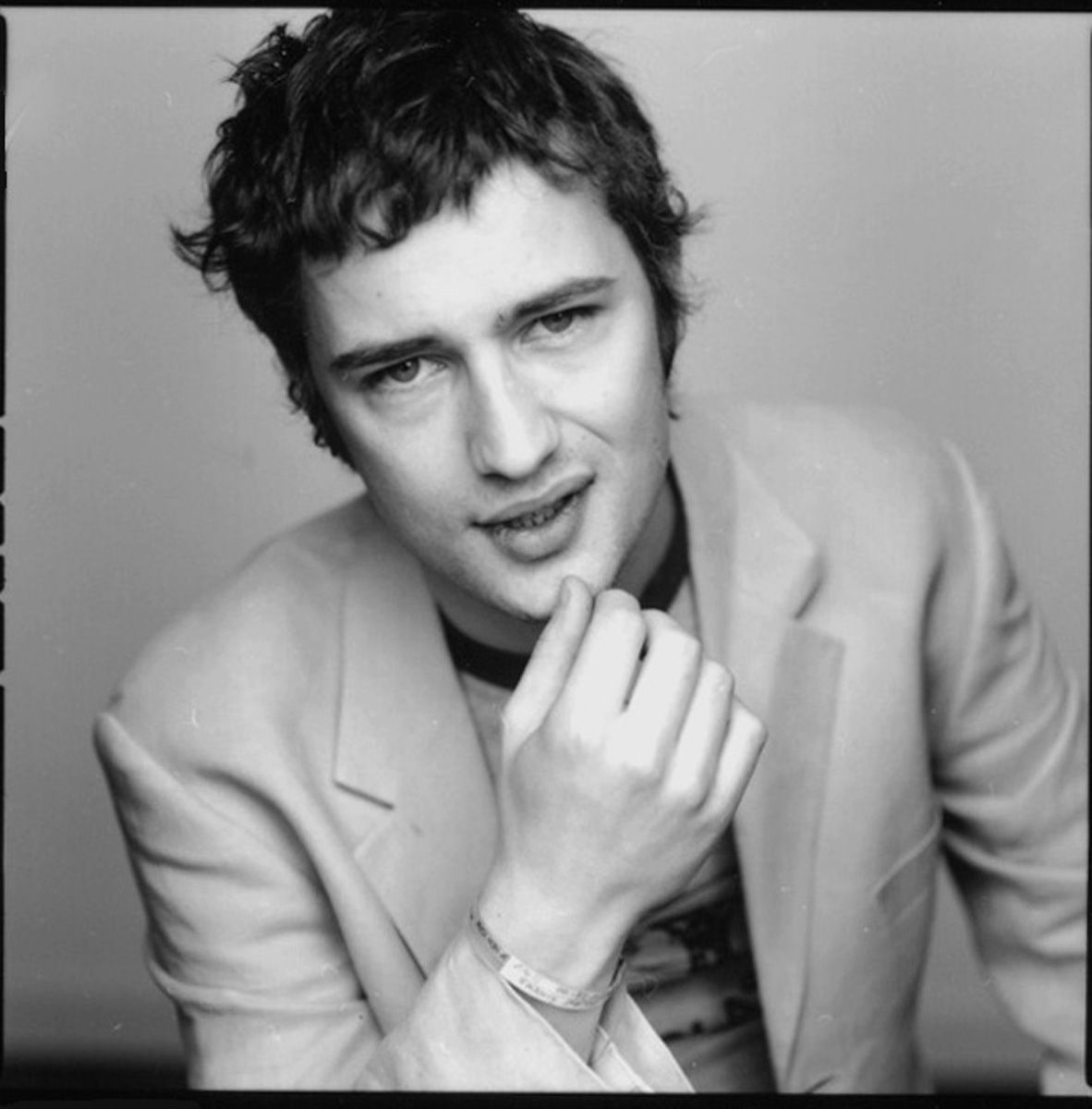 actor Karl Geary large photo