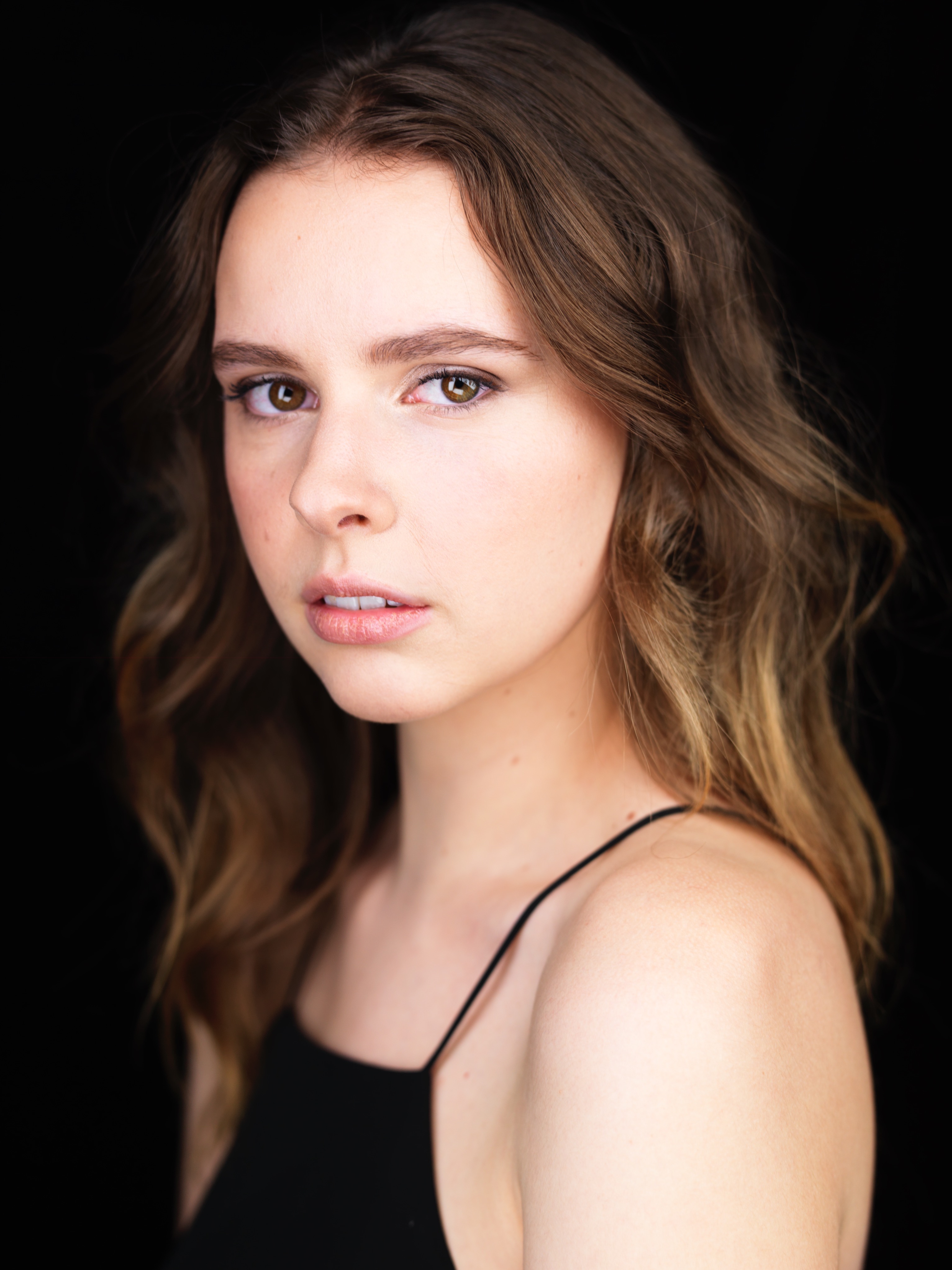 actor Chloe Roe large photo