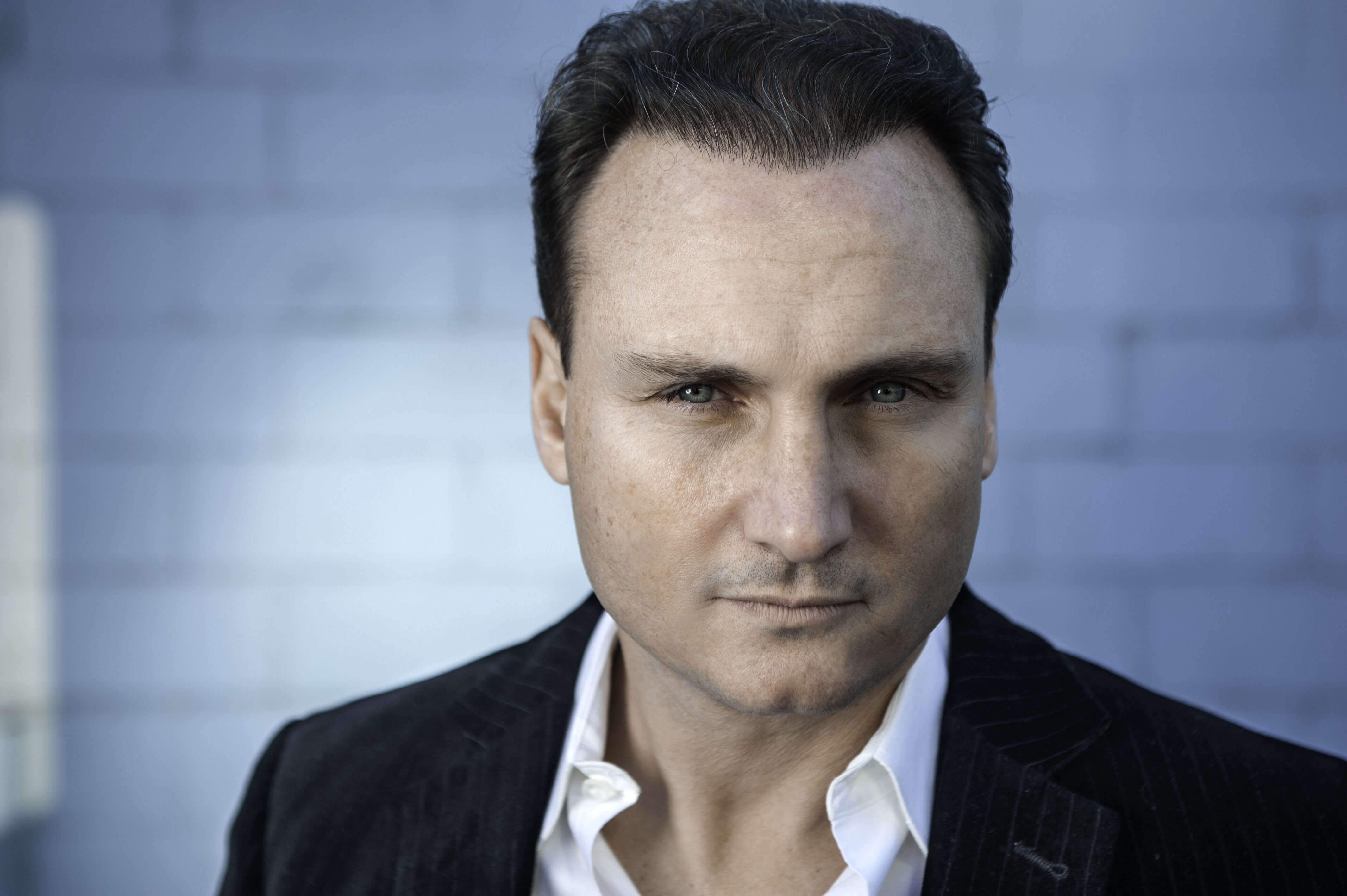 actor Charlie Sara large photo