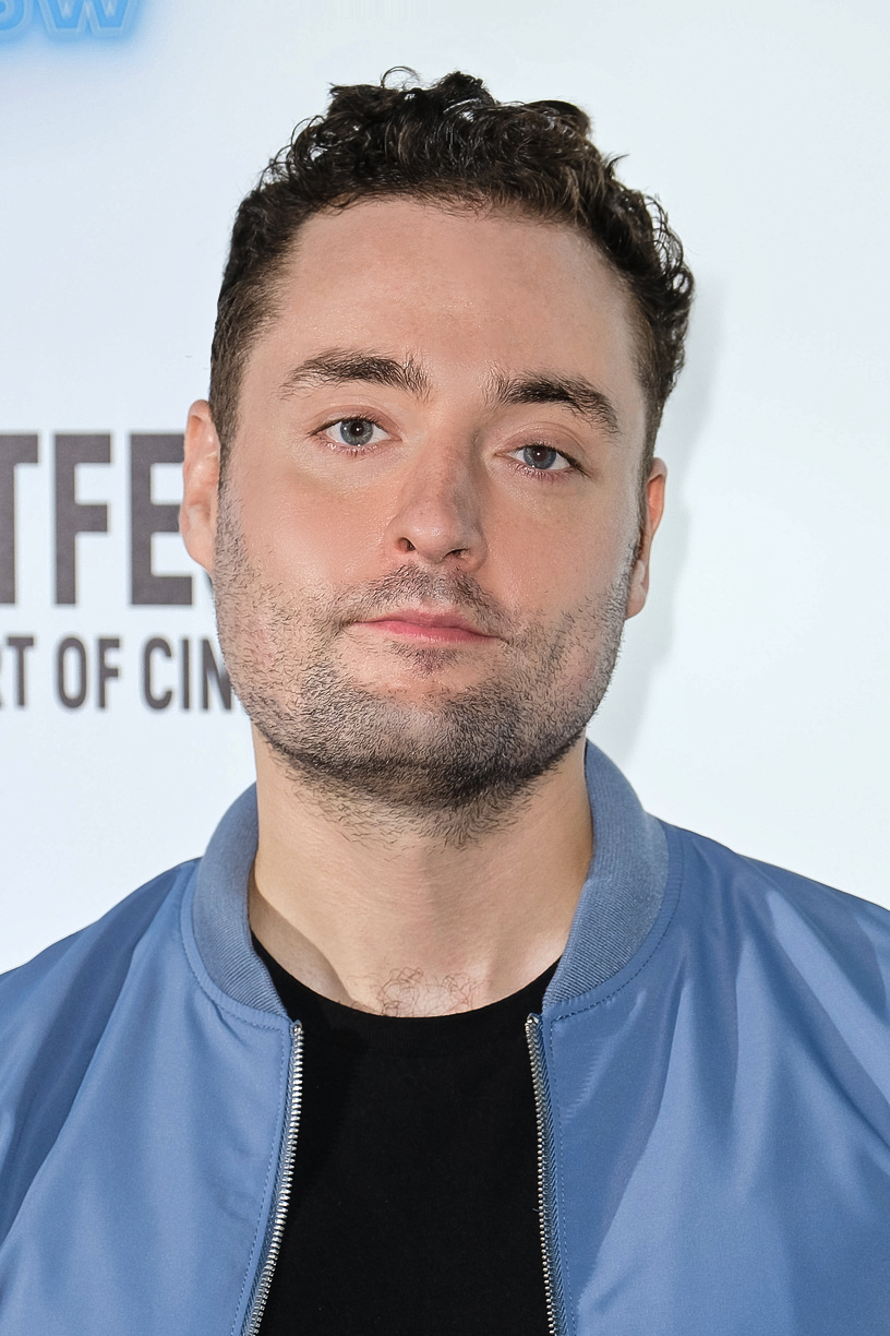 actor Erik Bloomquist large photo