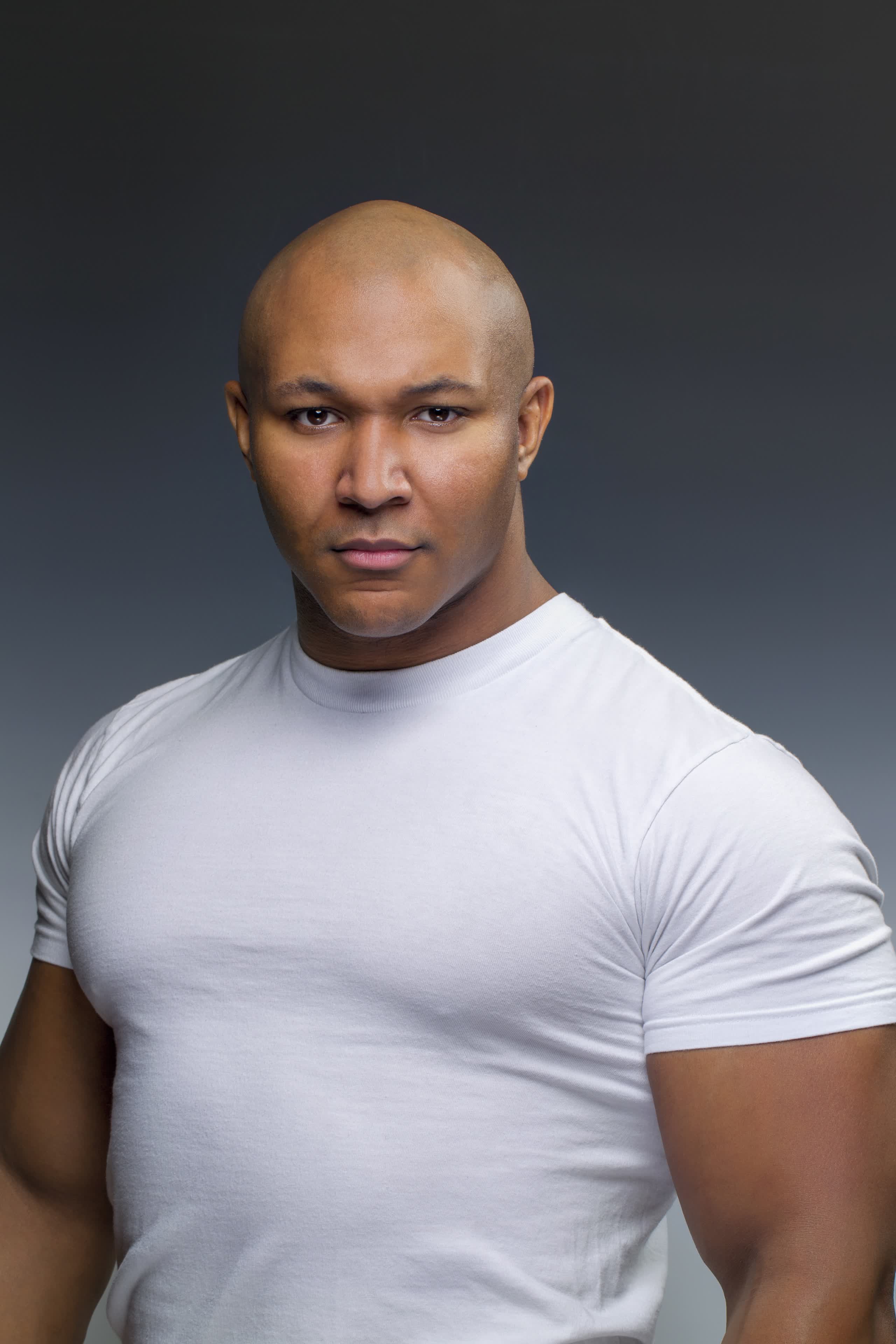 actor Gary Peebles large photo