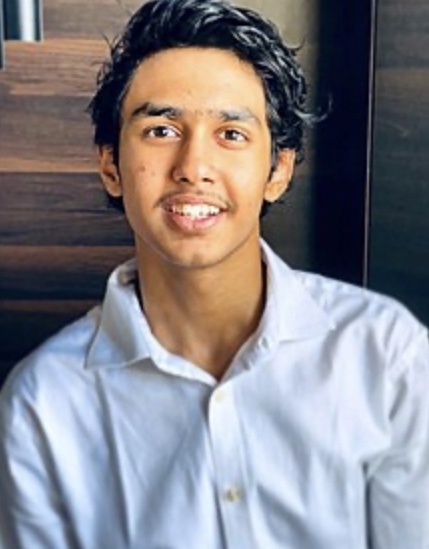 actor Rudhraksh Jaiswal large photo