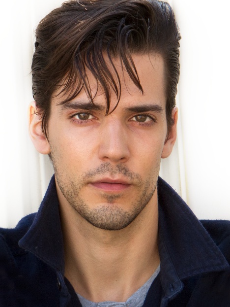 actor Tyler Gardella large photo