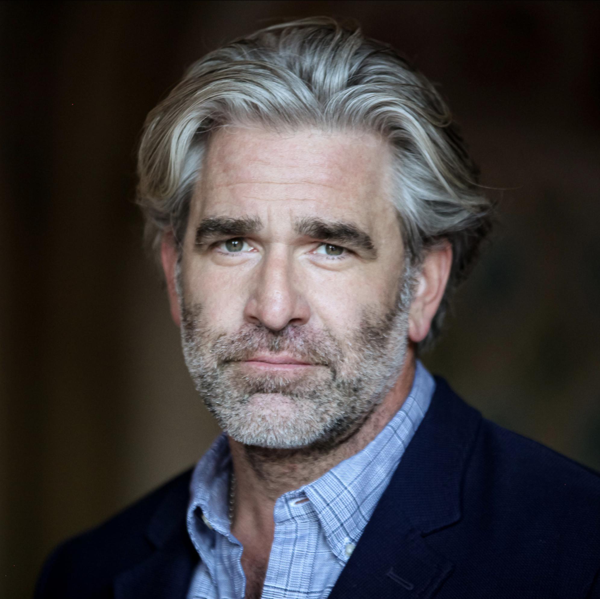 actor Matt Walton large photo