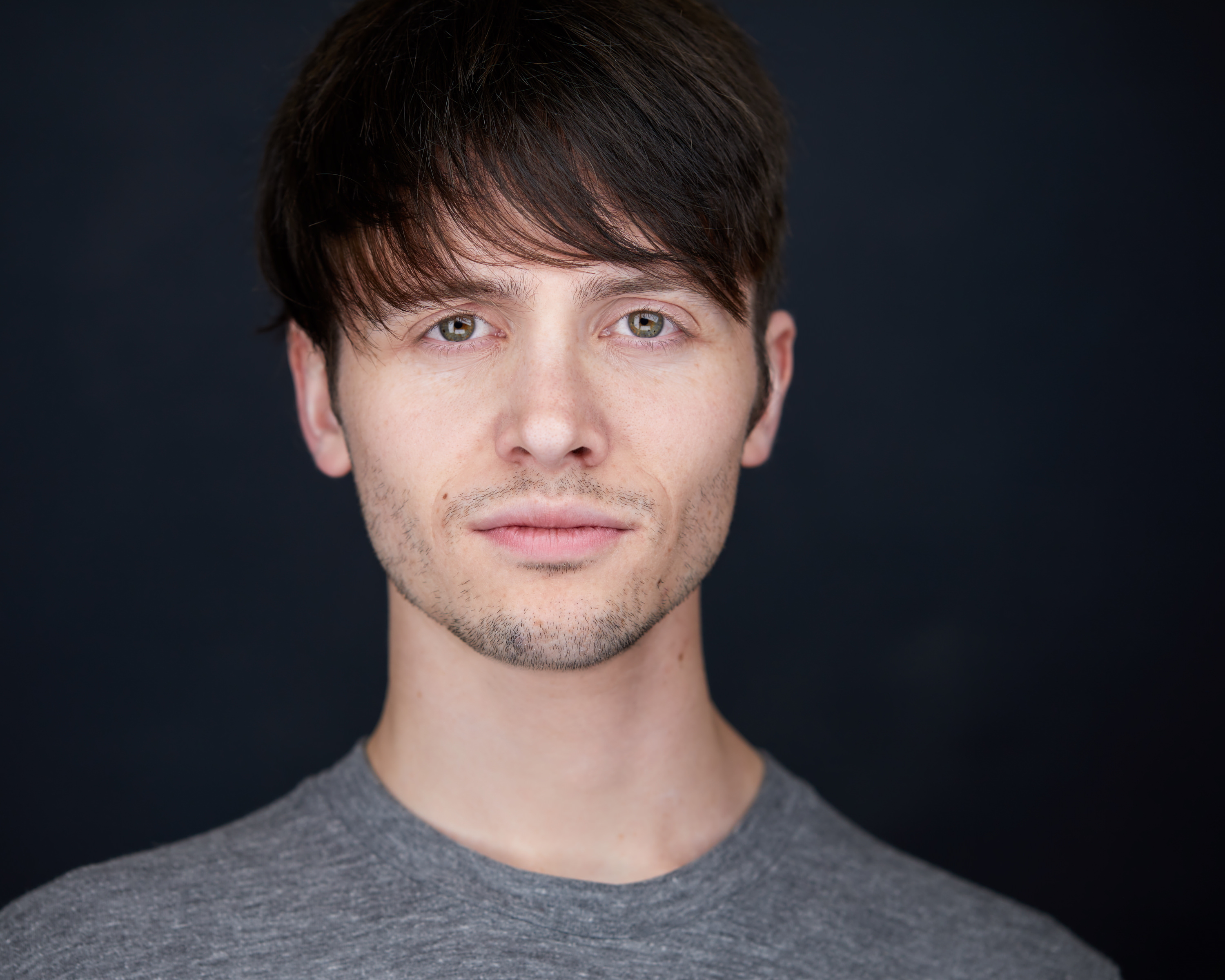 actor Cameron Murphy large photo