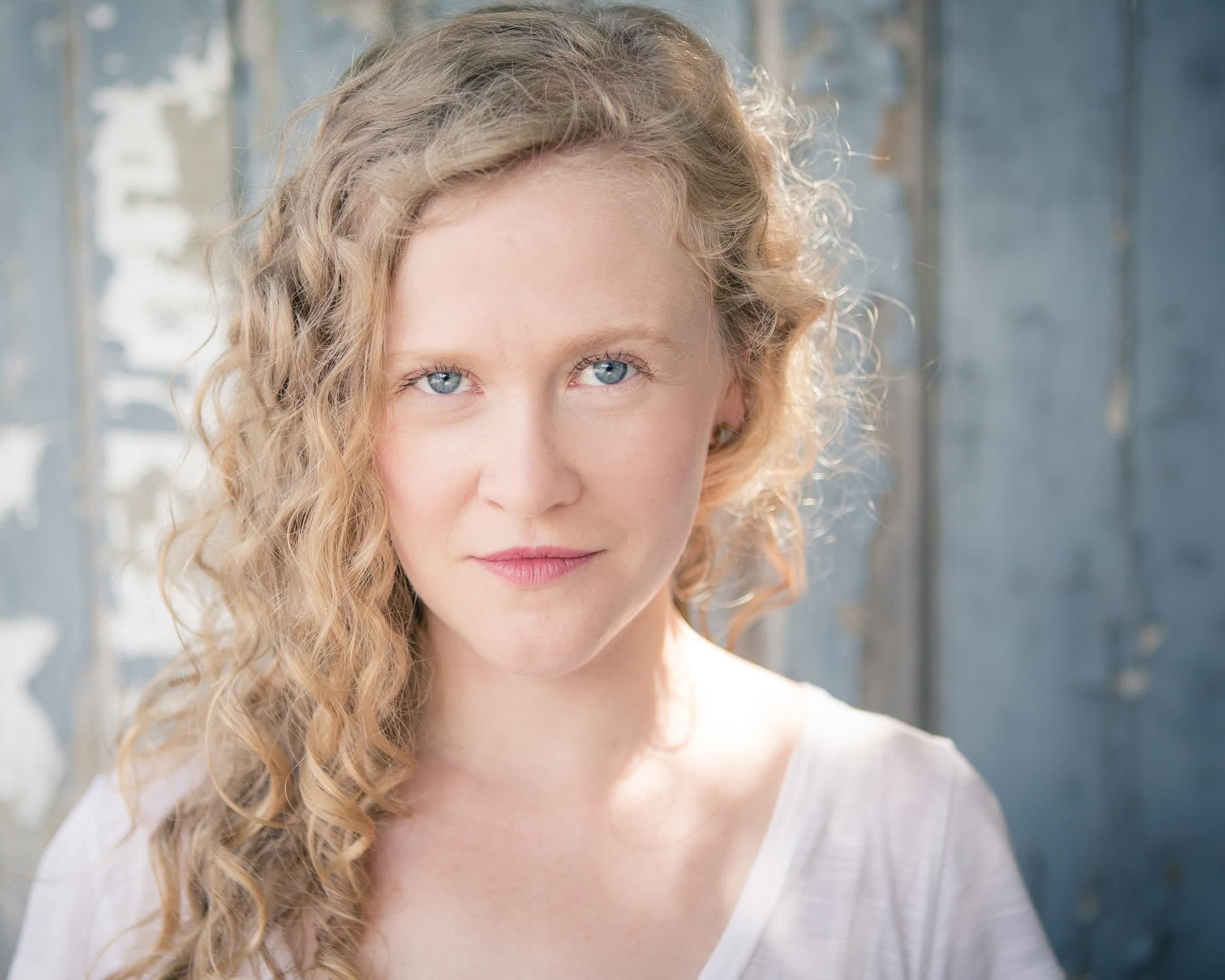 actor Andrea del Campo large photo