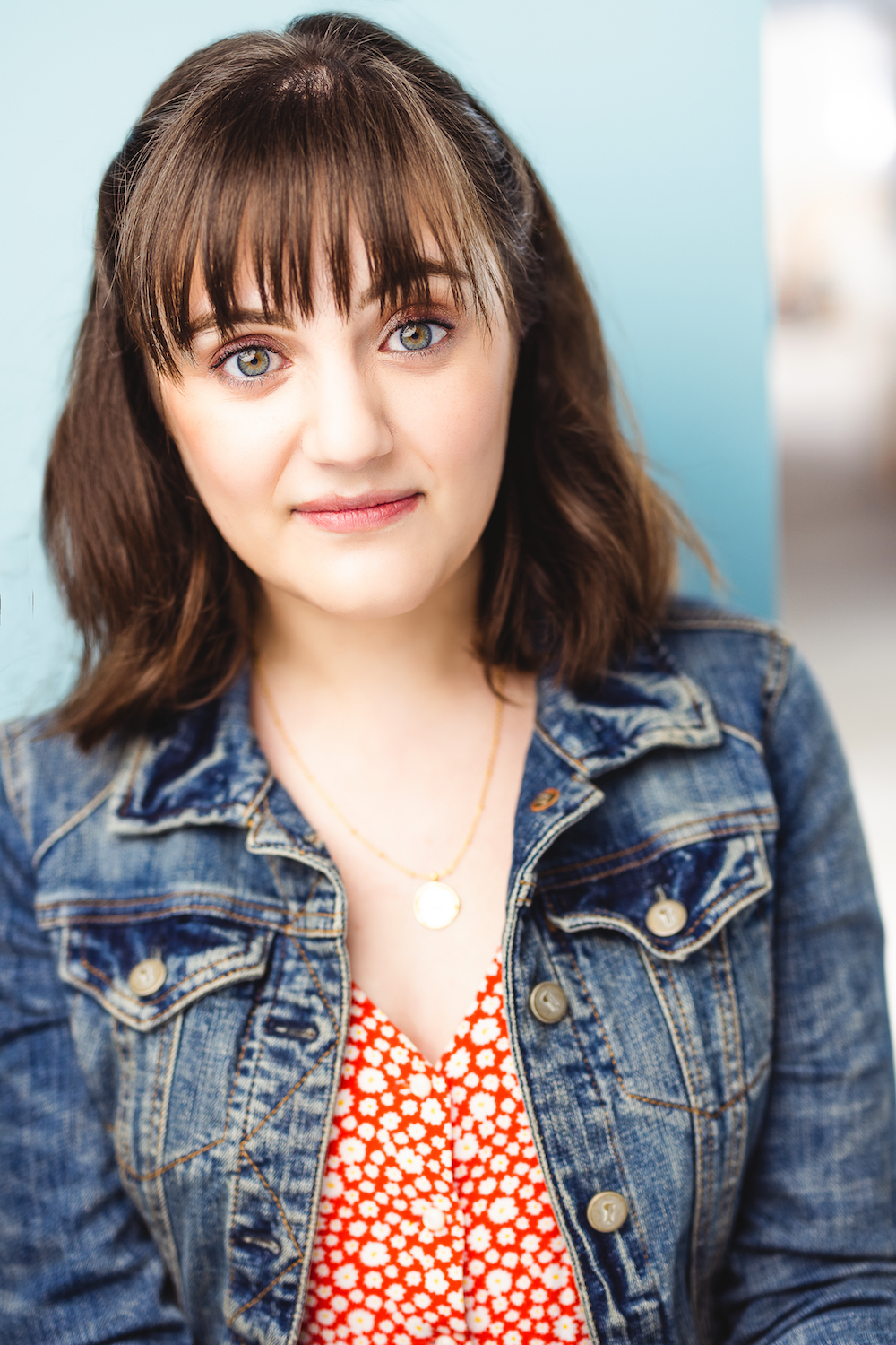 actor Katie Elinoff large photo