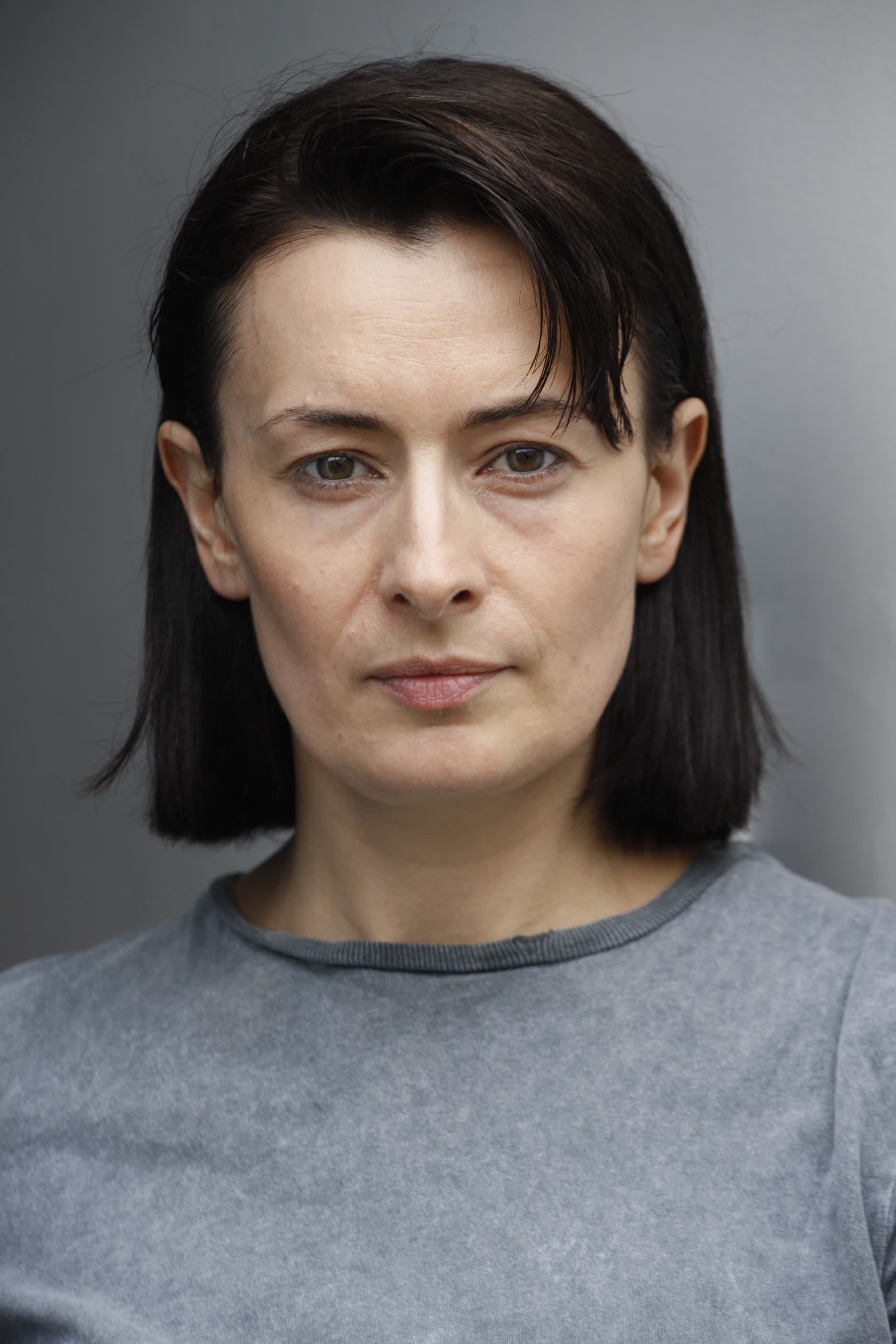 actor Nicola Stuart-Hill large photo