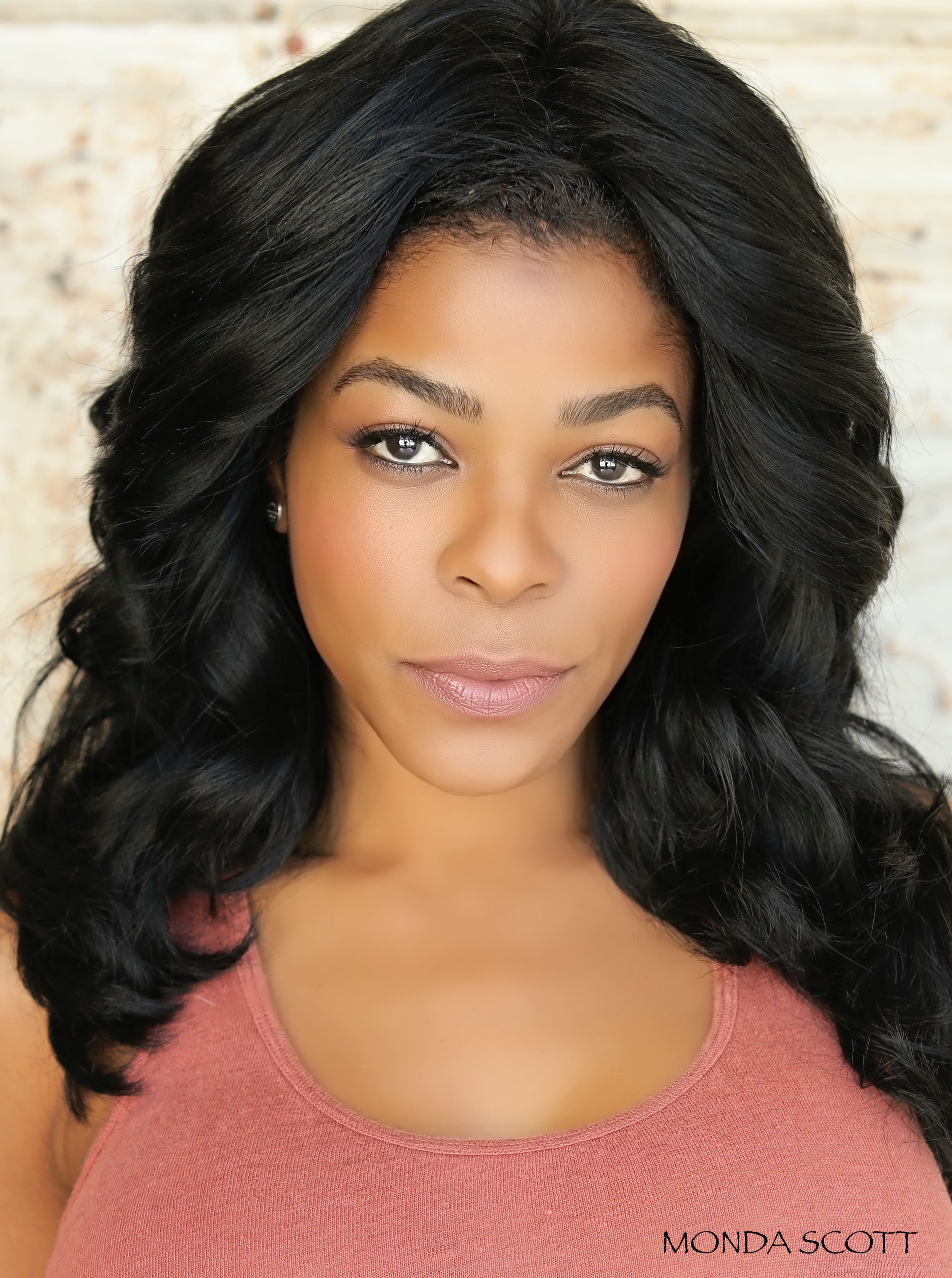 actor Monda Scott large photo