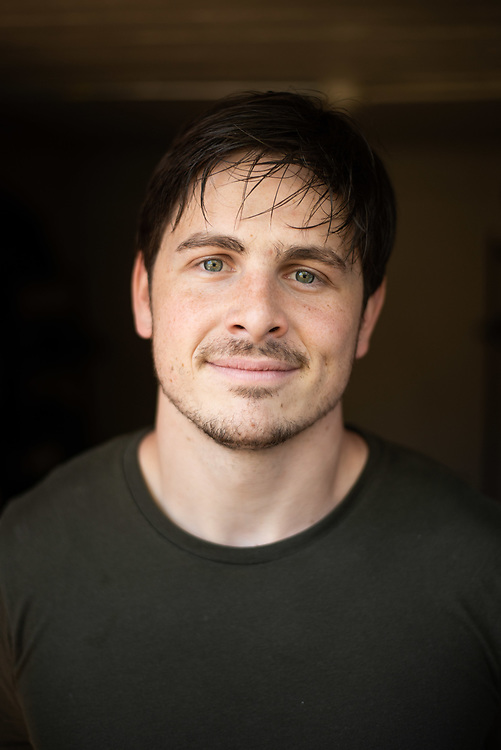 actor Noah Kershisnik large photo