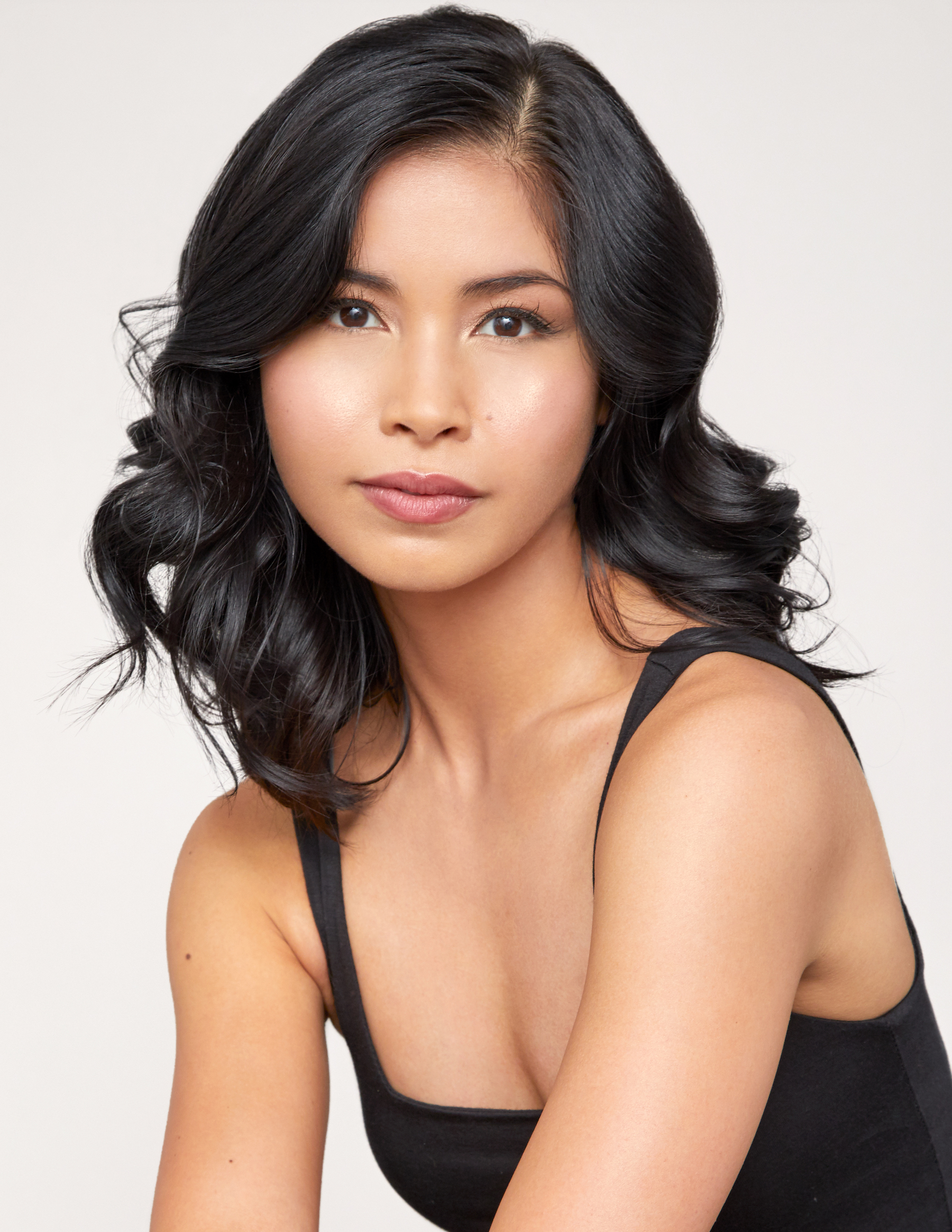 actor Marissa Cuevas large photo