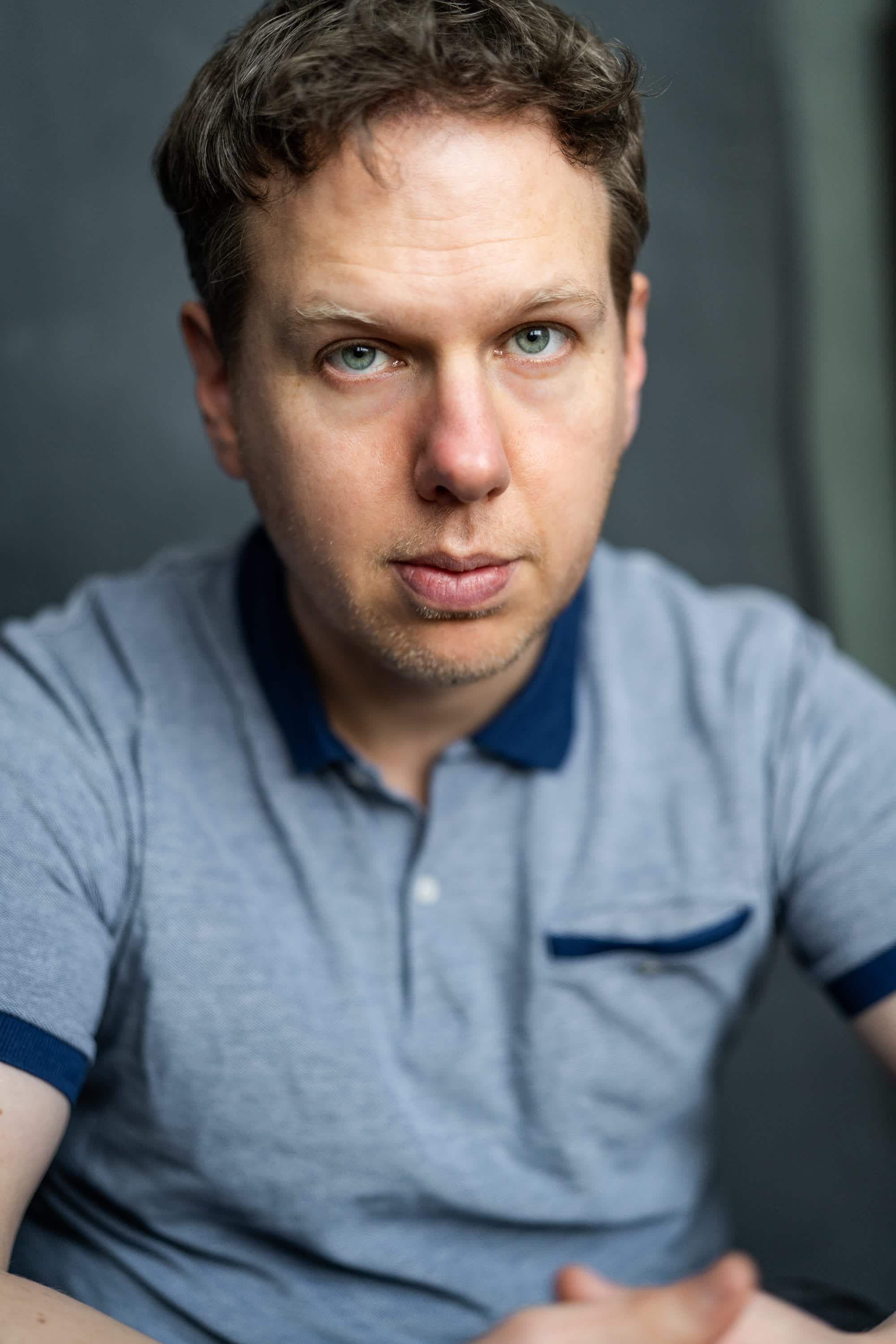 actor Thomas Coombes large photo