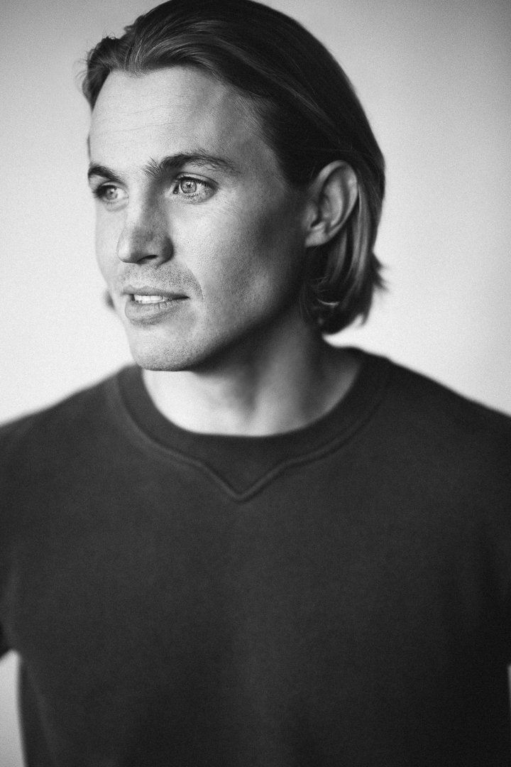 actor Joseph Stromberg large photo