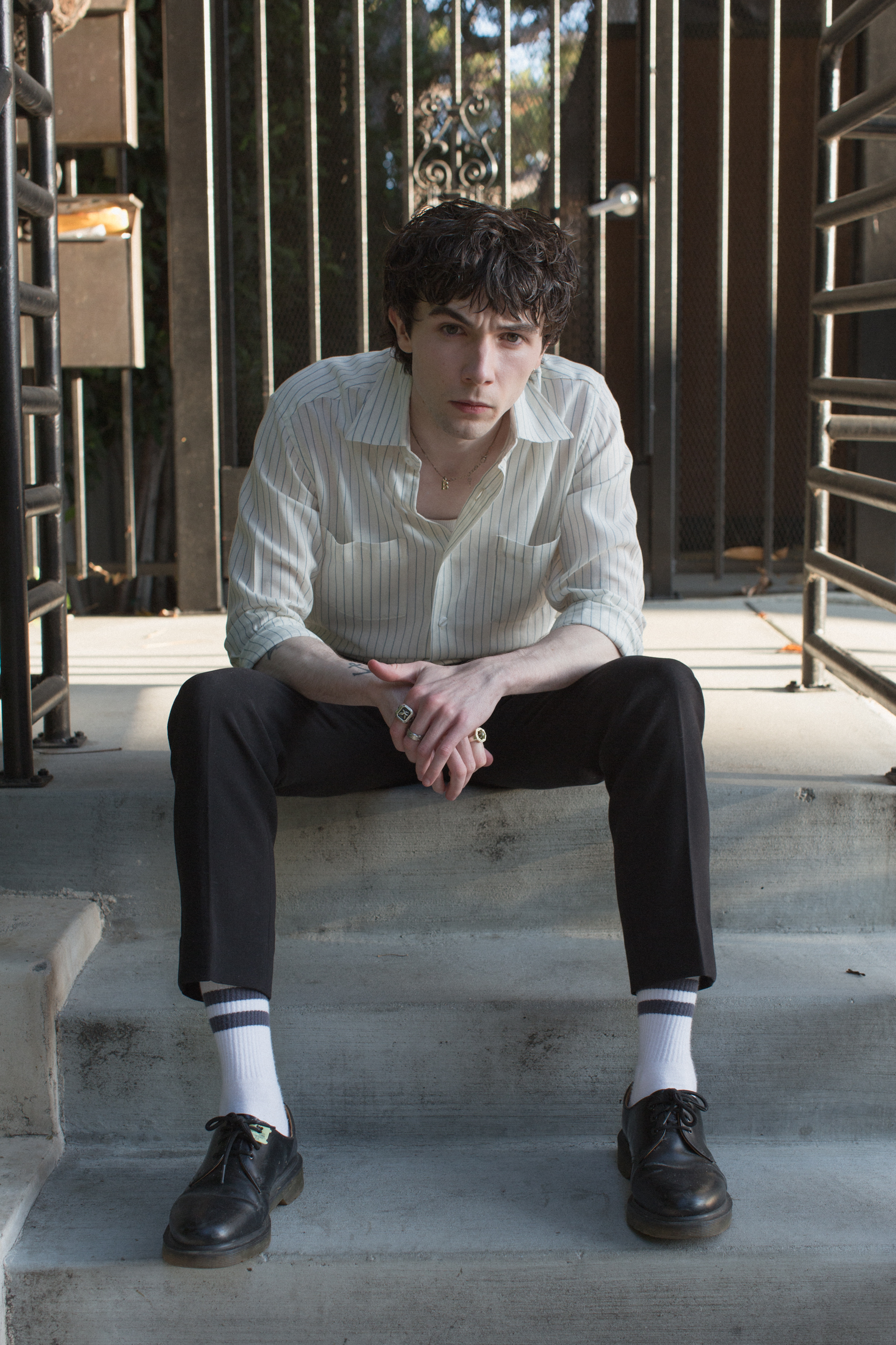 actor Mark McKenna large photo