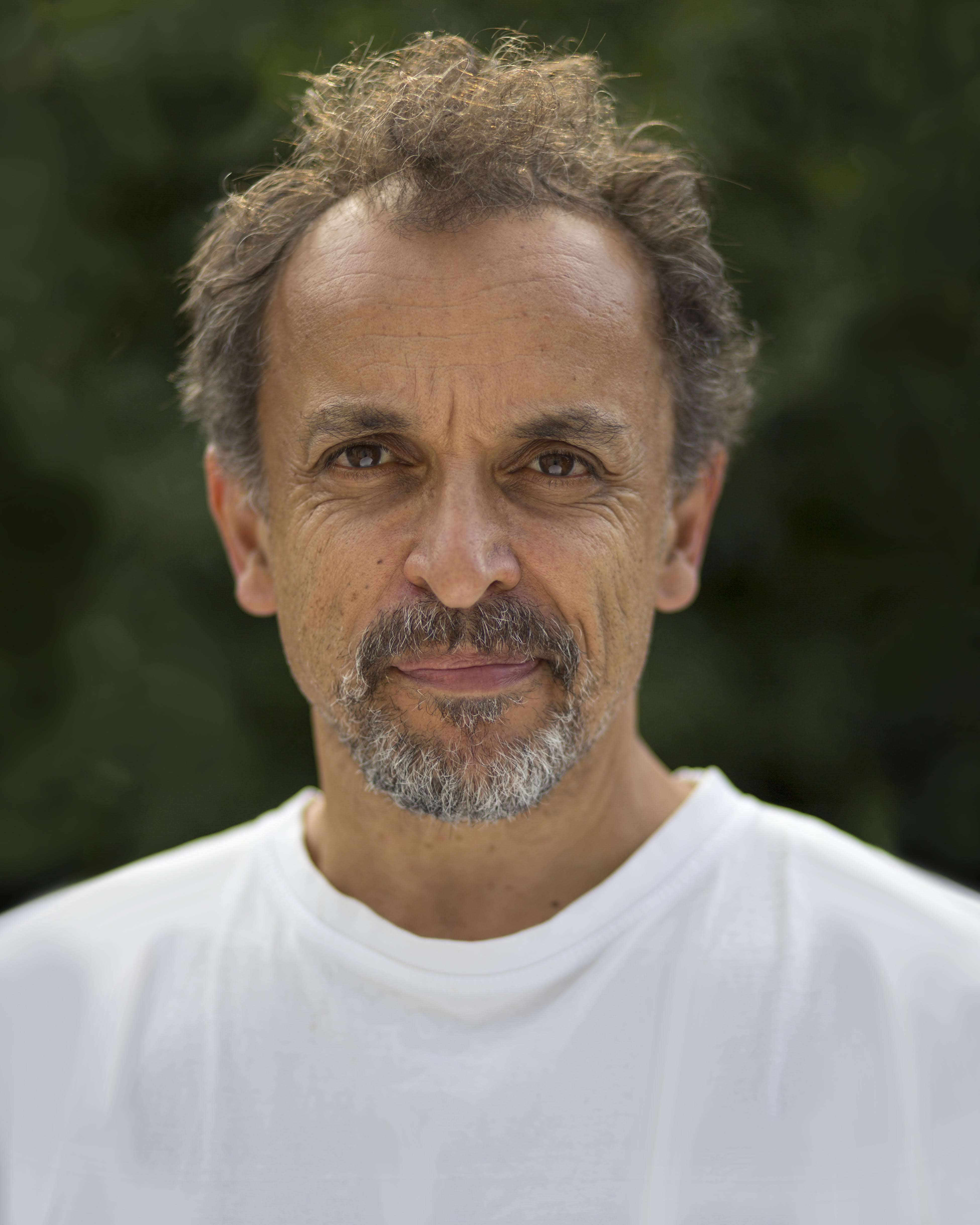 actor Alex Pinder large photo