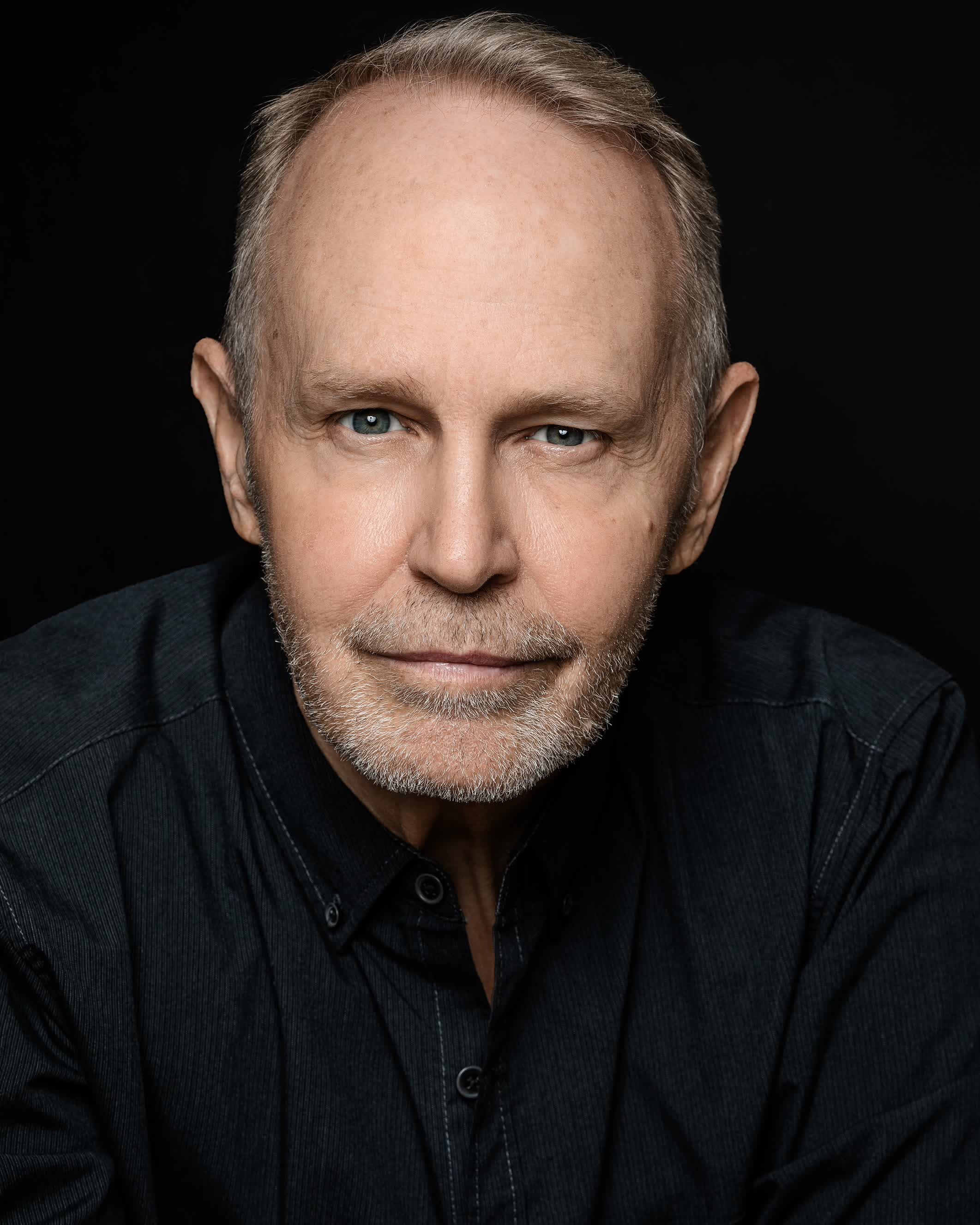 actor Jeffrey Holsman large photo