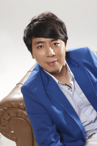 actor Vincent Liang large photo