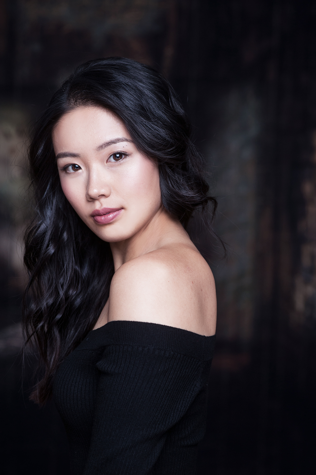 actor Jennifer Hui large photo