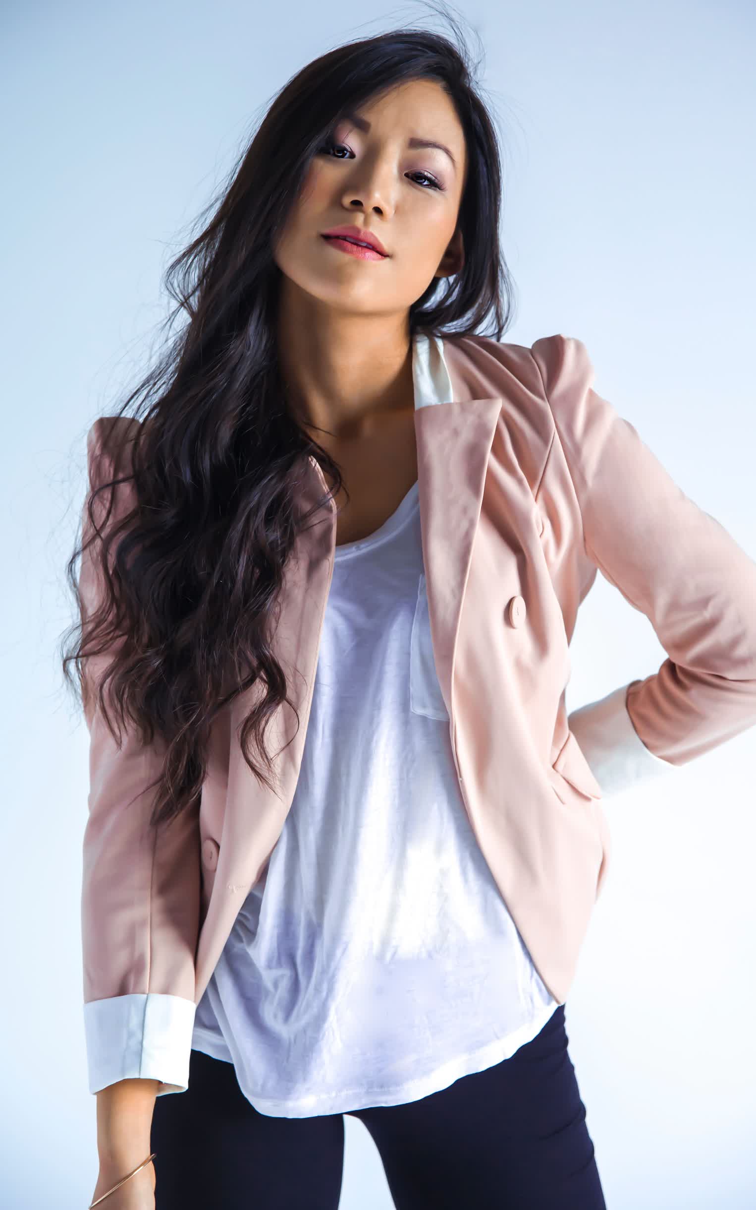 actor Aria Song large photo