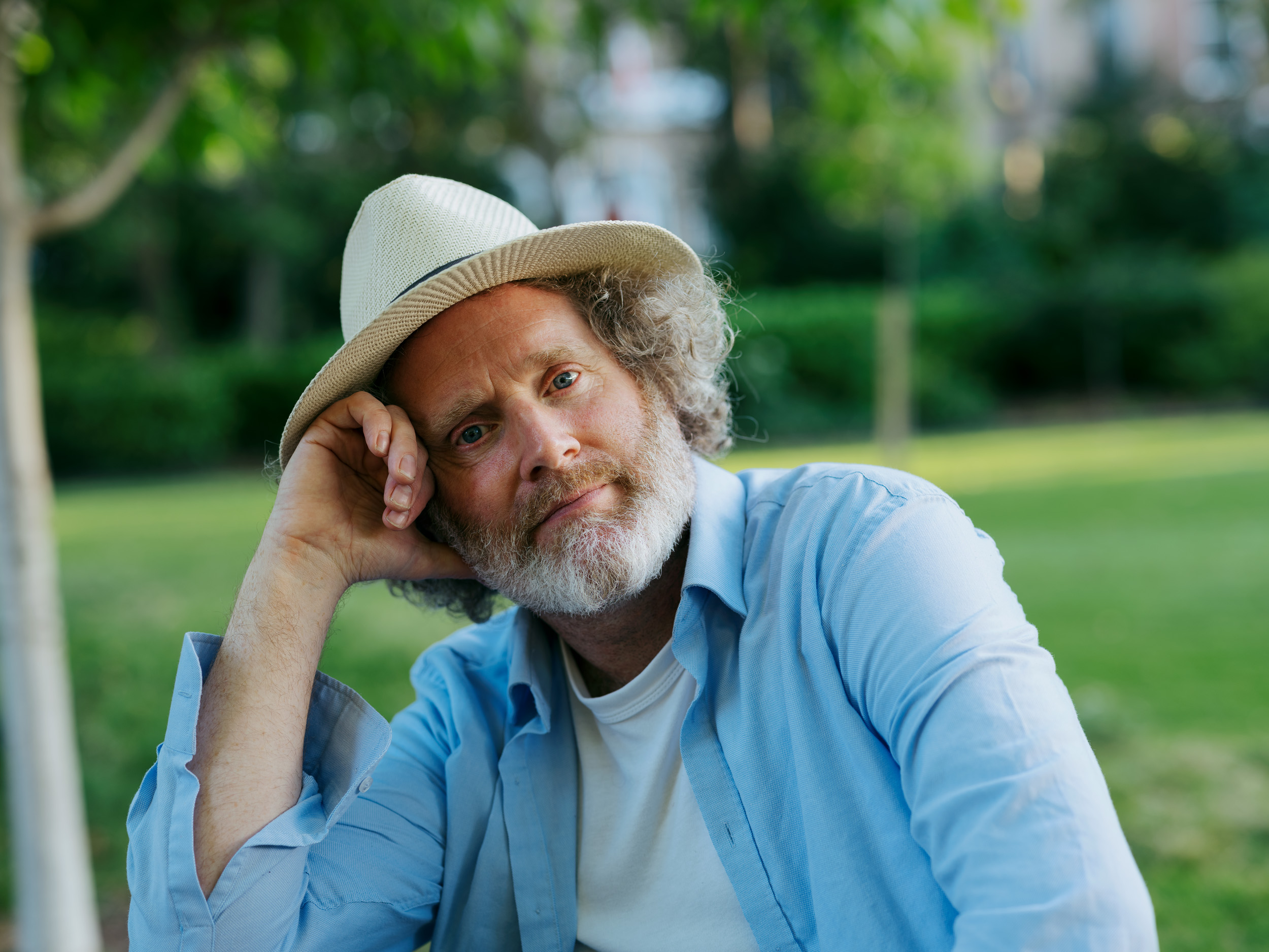 actor Bryan Quinn large photo