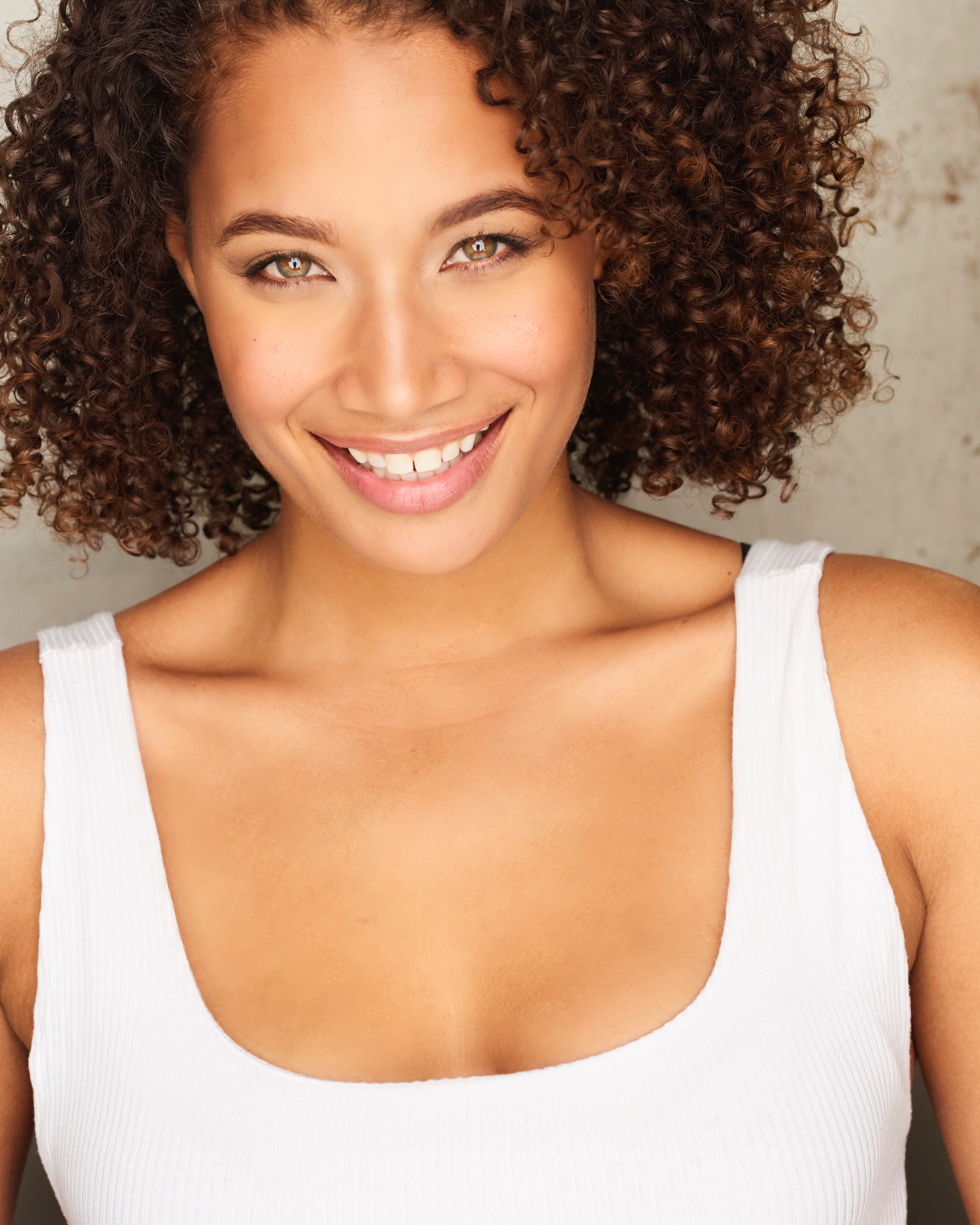 actor Alysha Young large photo