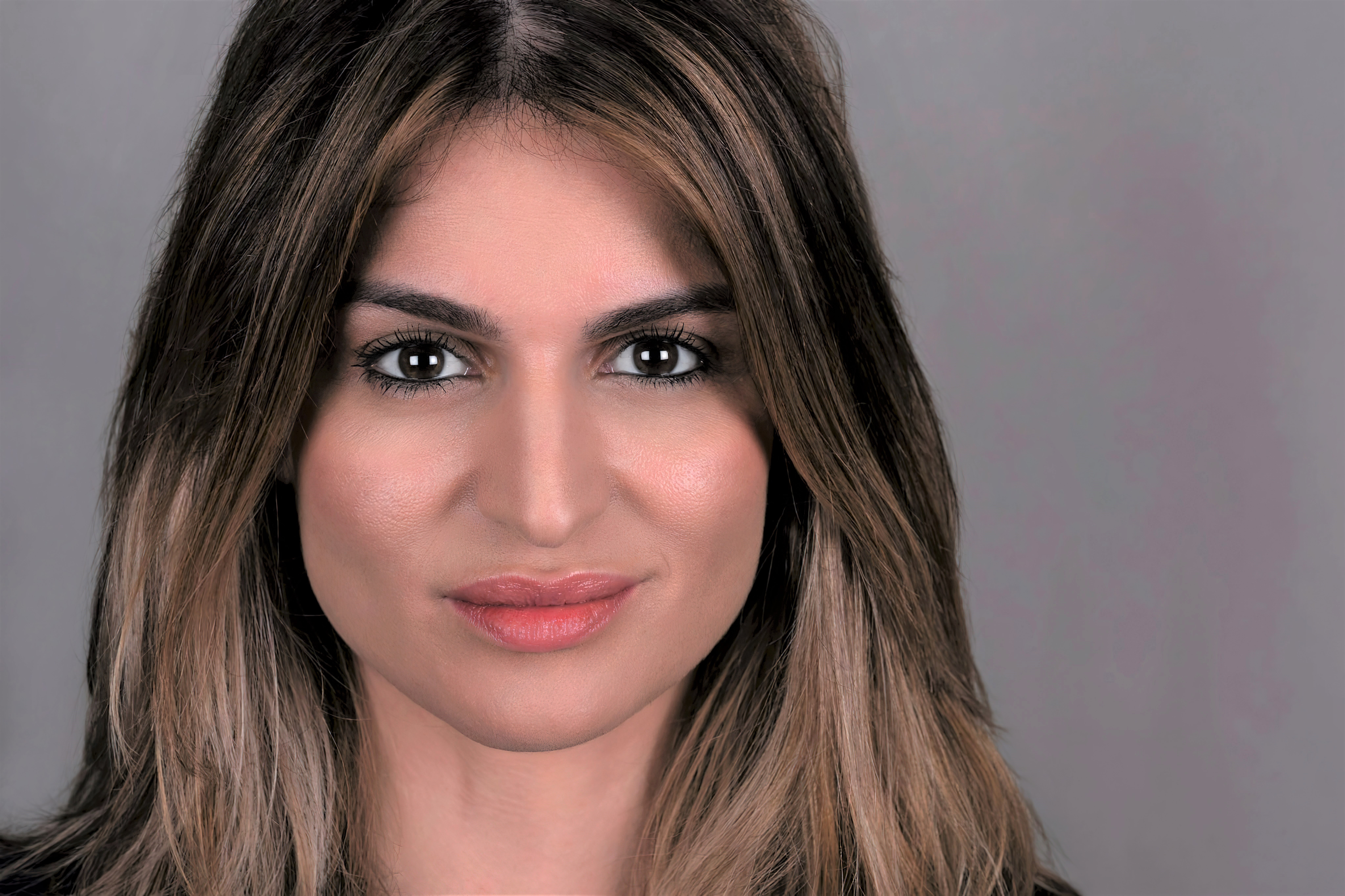 actor Dina Plotch large photo