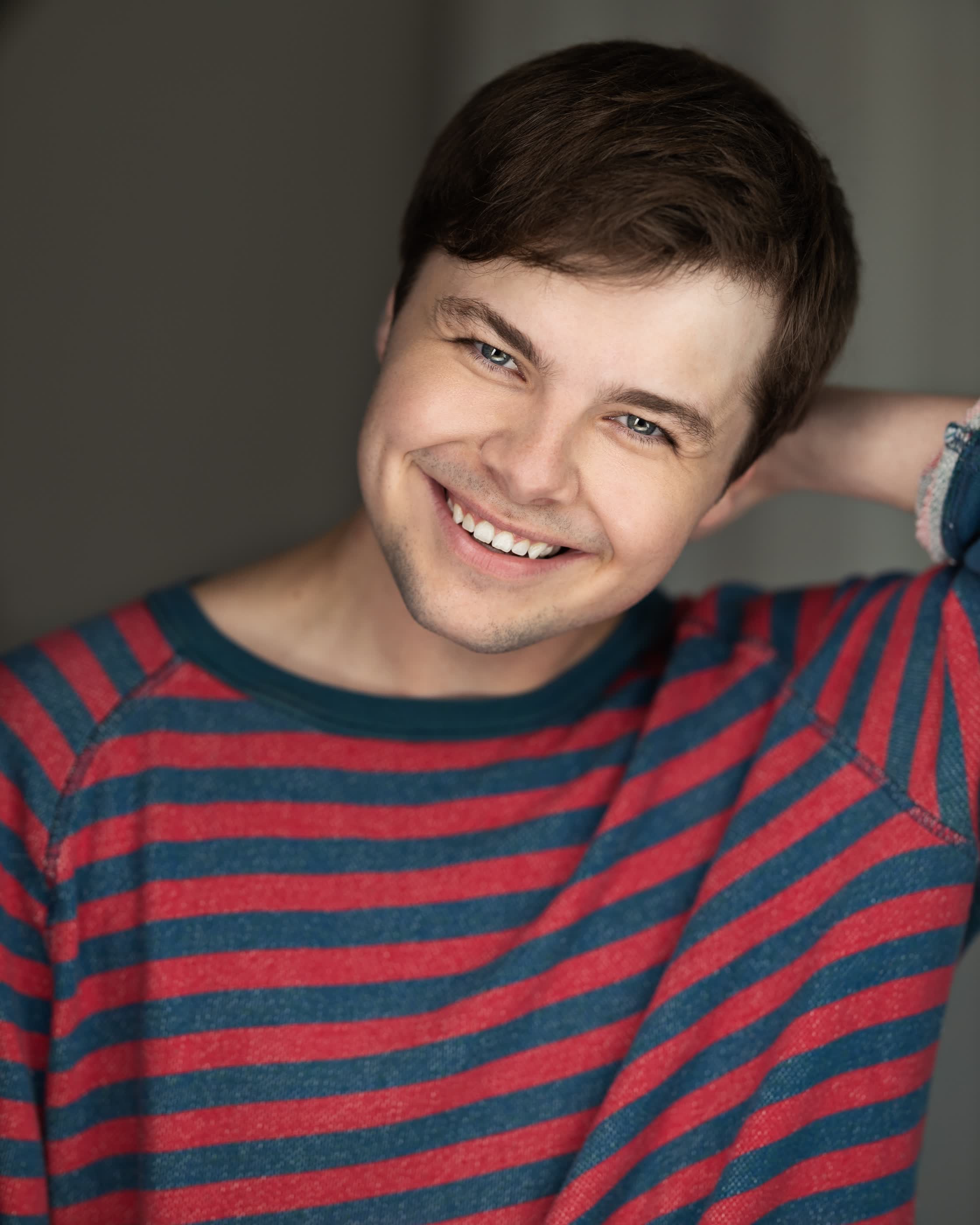 actor Brendan Meyer large photo