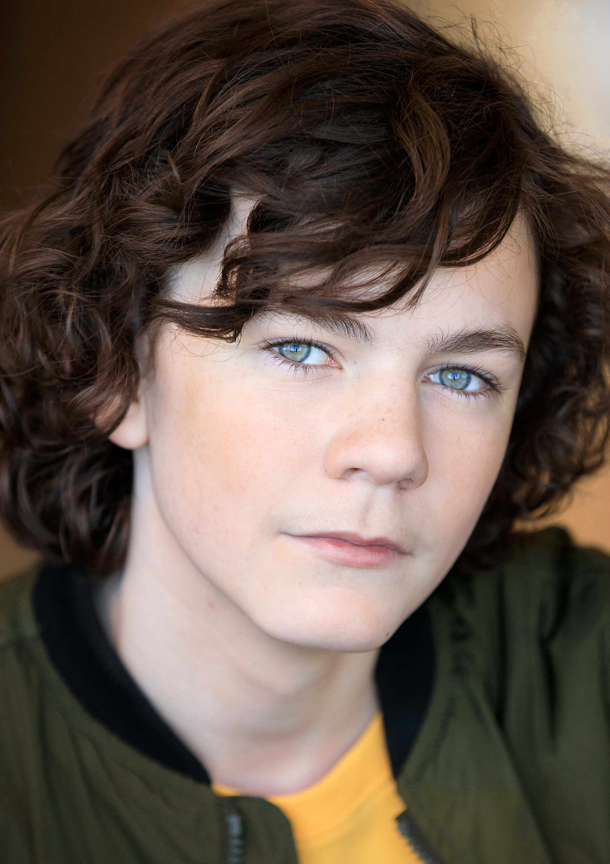 actor Tyler Crumley large photo