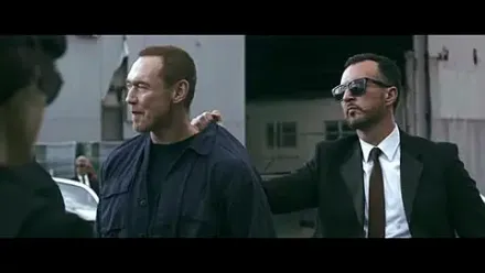 Trailer thumbnail