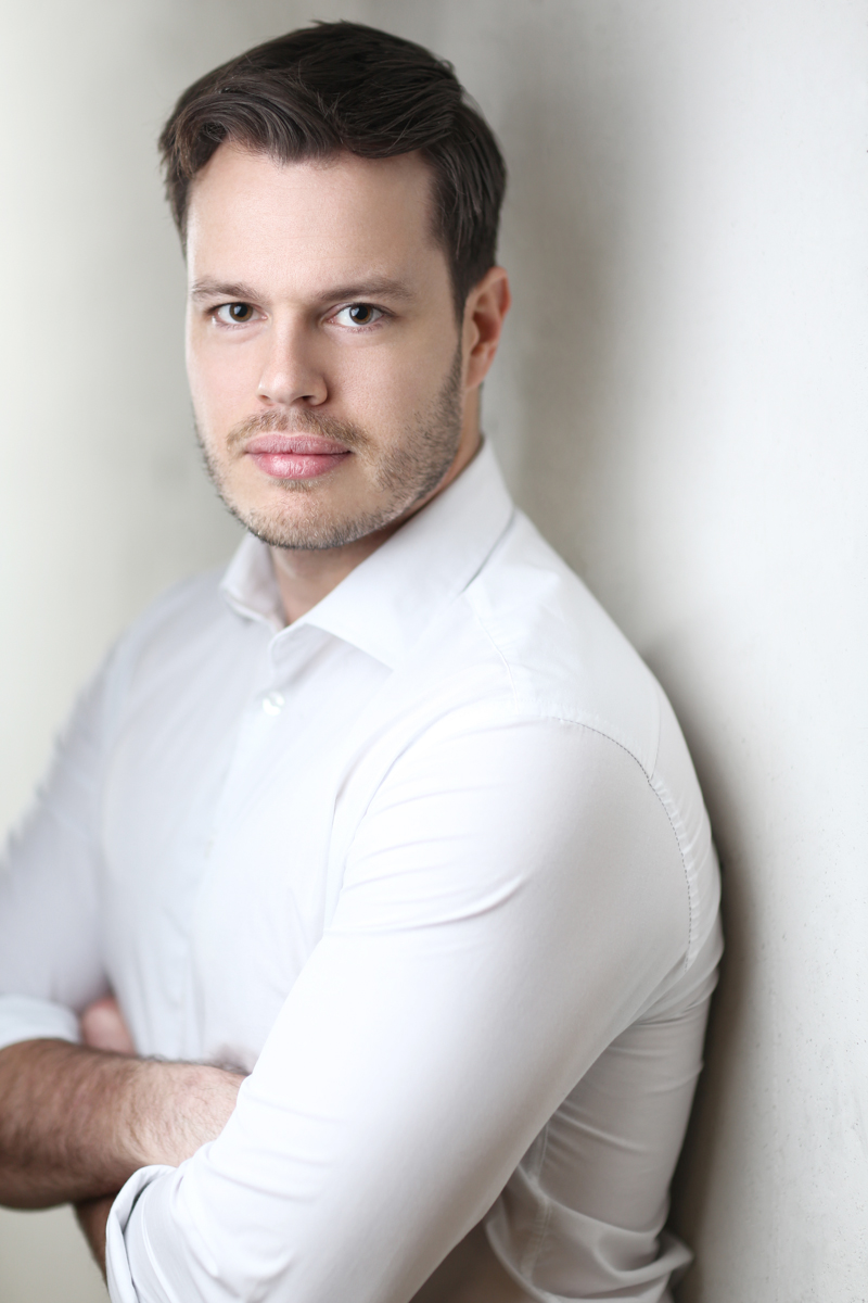 actor Adam Stafford large photo