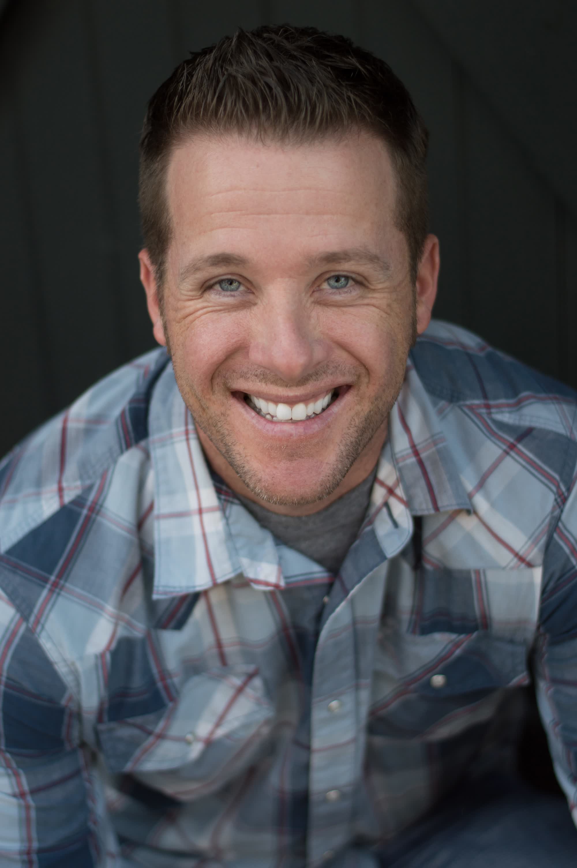 actor Kristopher Graves large photo