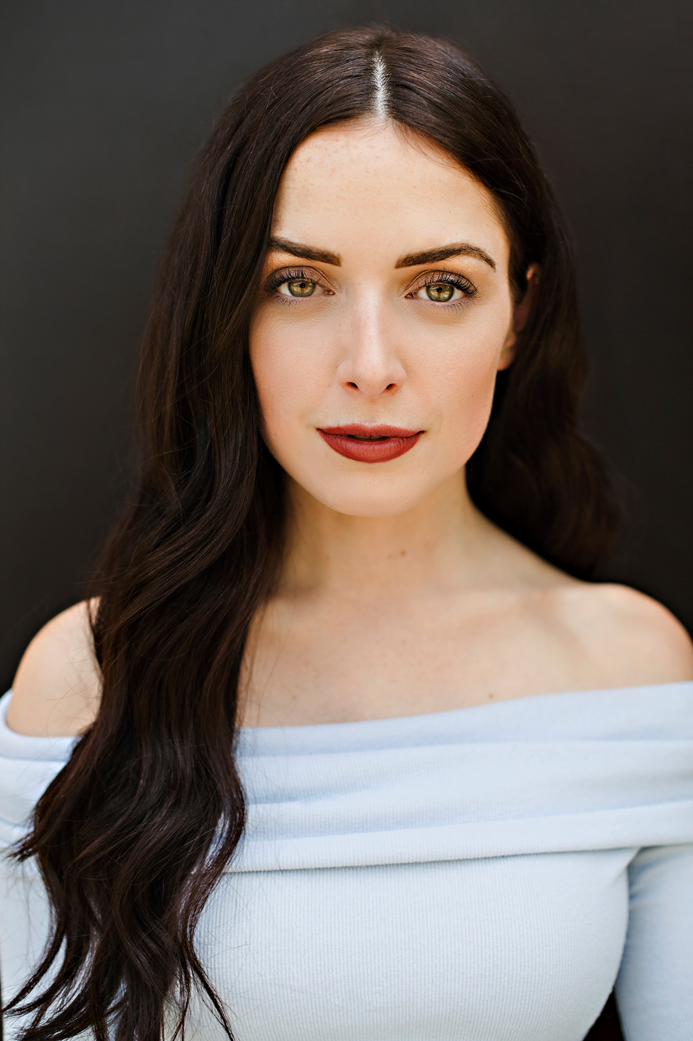 actor Emily Weir large photo