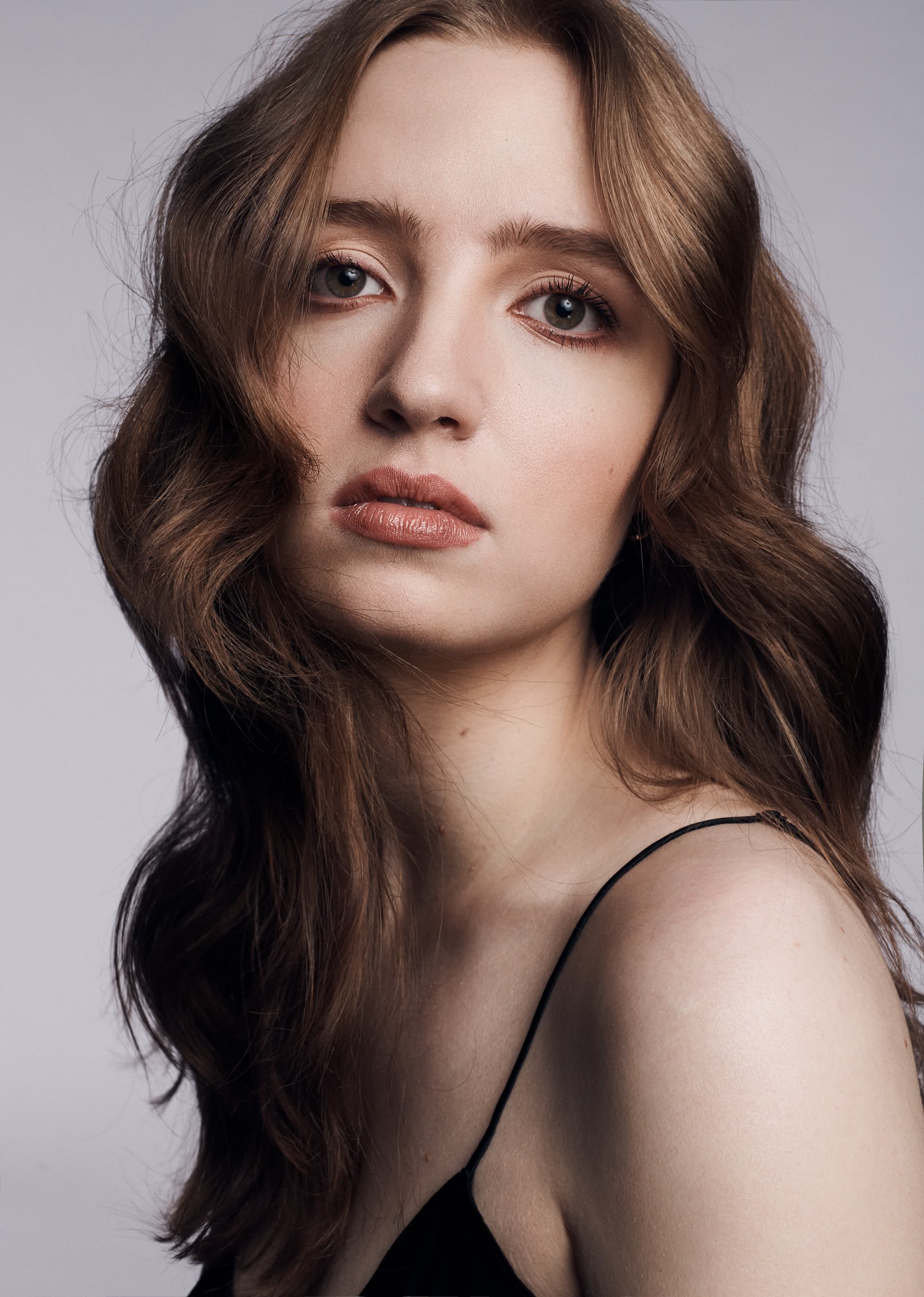 actor Kiera Allen large photo