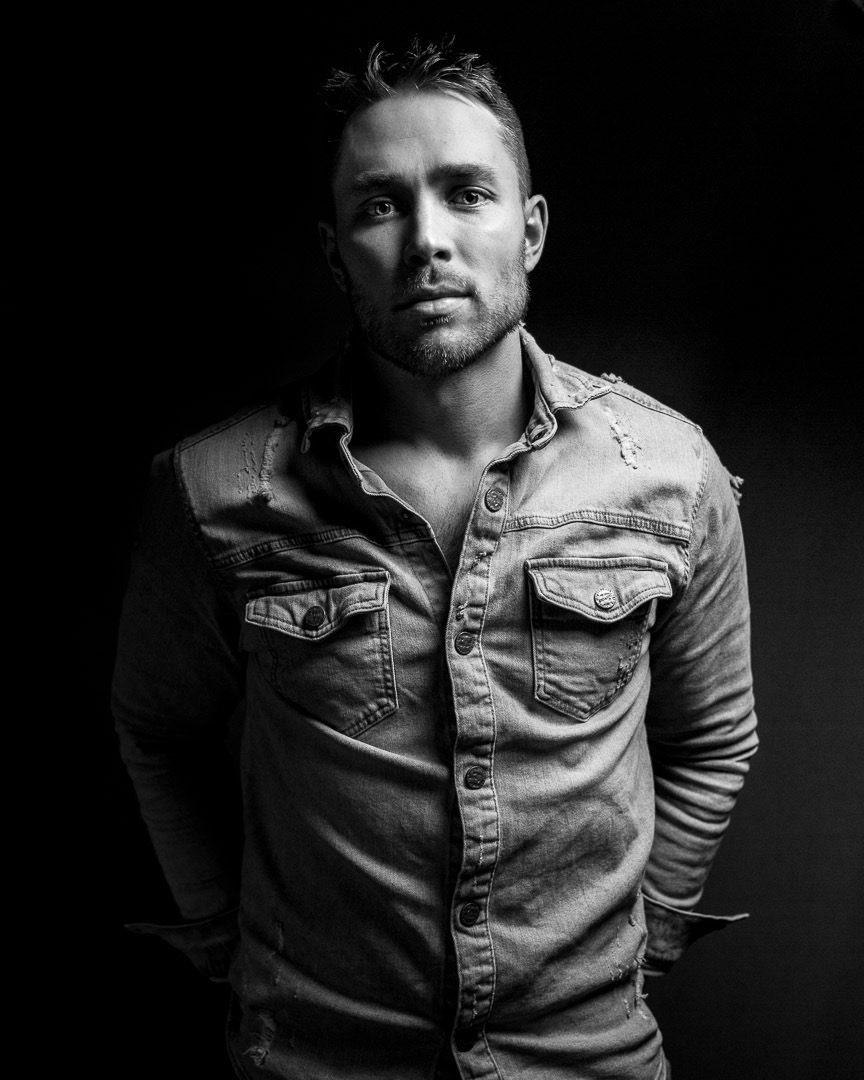 actor Eric Gustafsson large photo