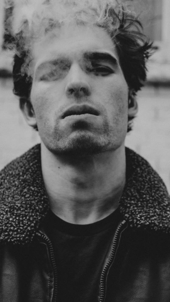 actor Bradley Hamilton large photo