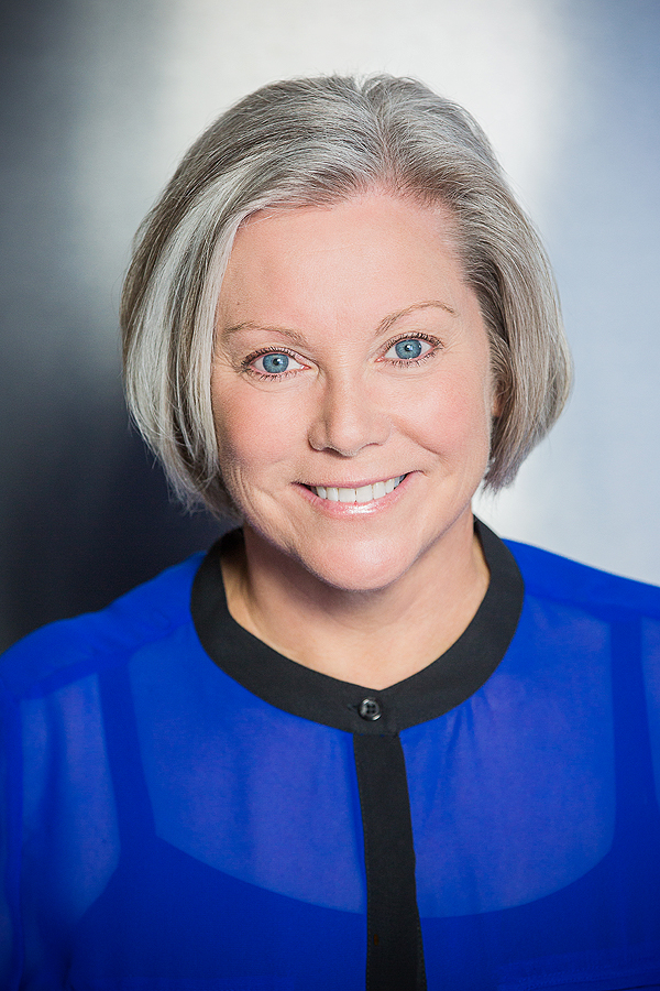 actor Annette Duffy large photo