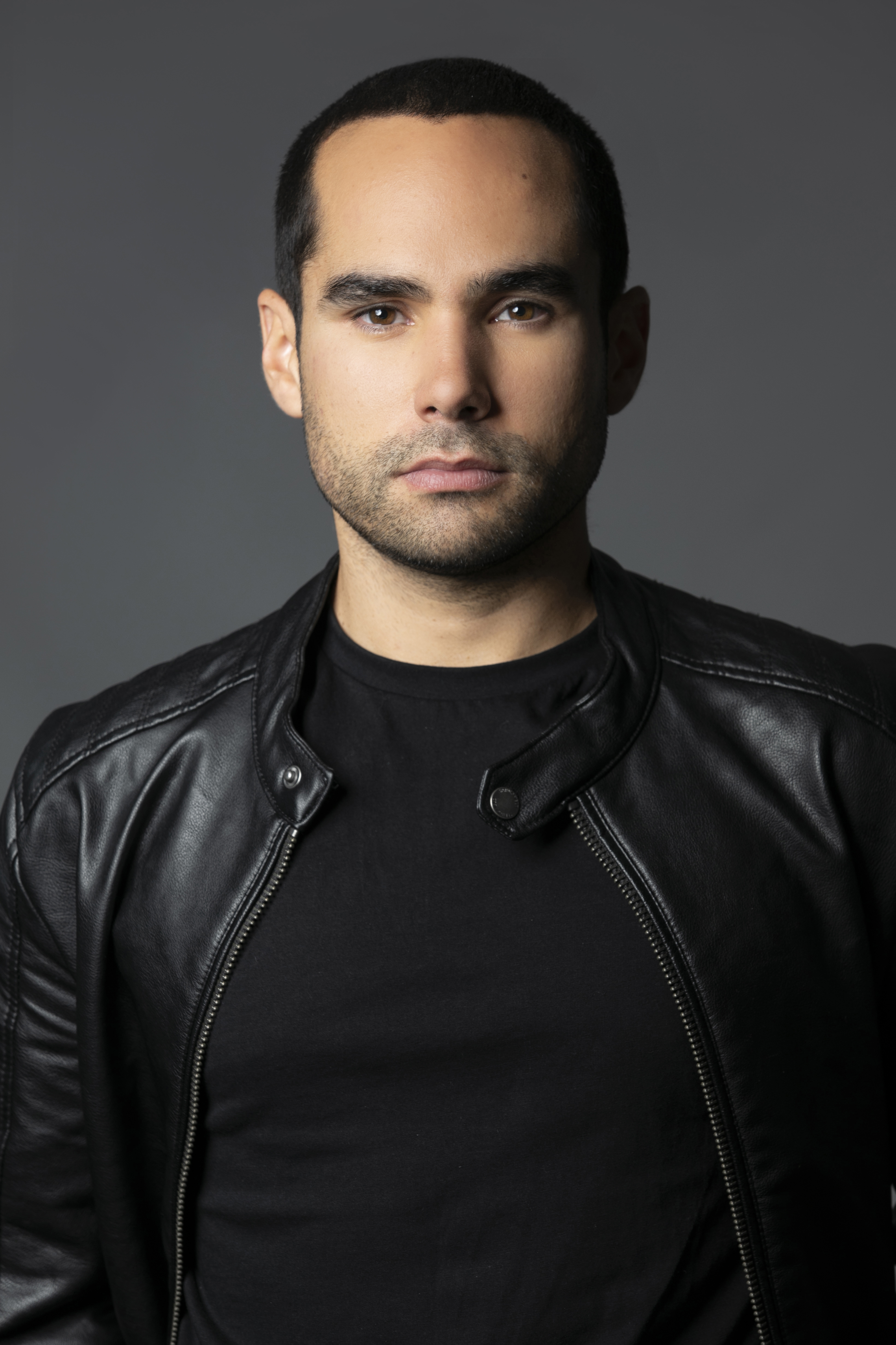 actor Fernando Garzafox large photo