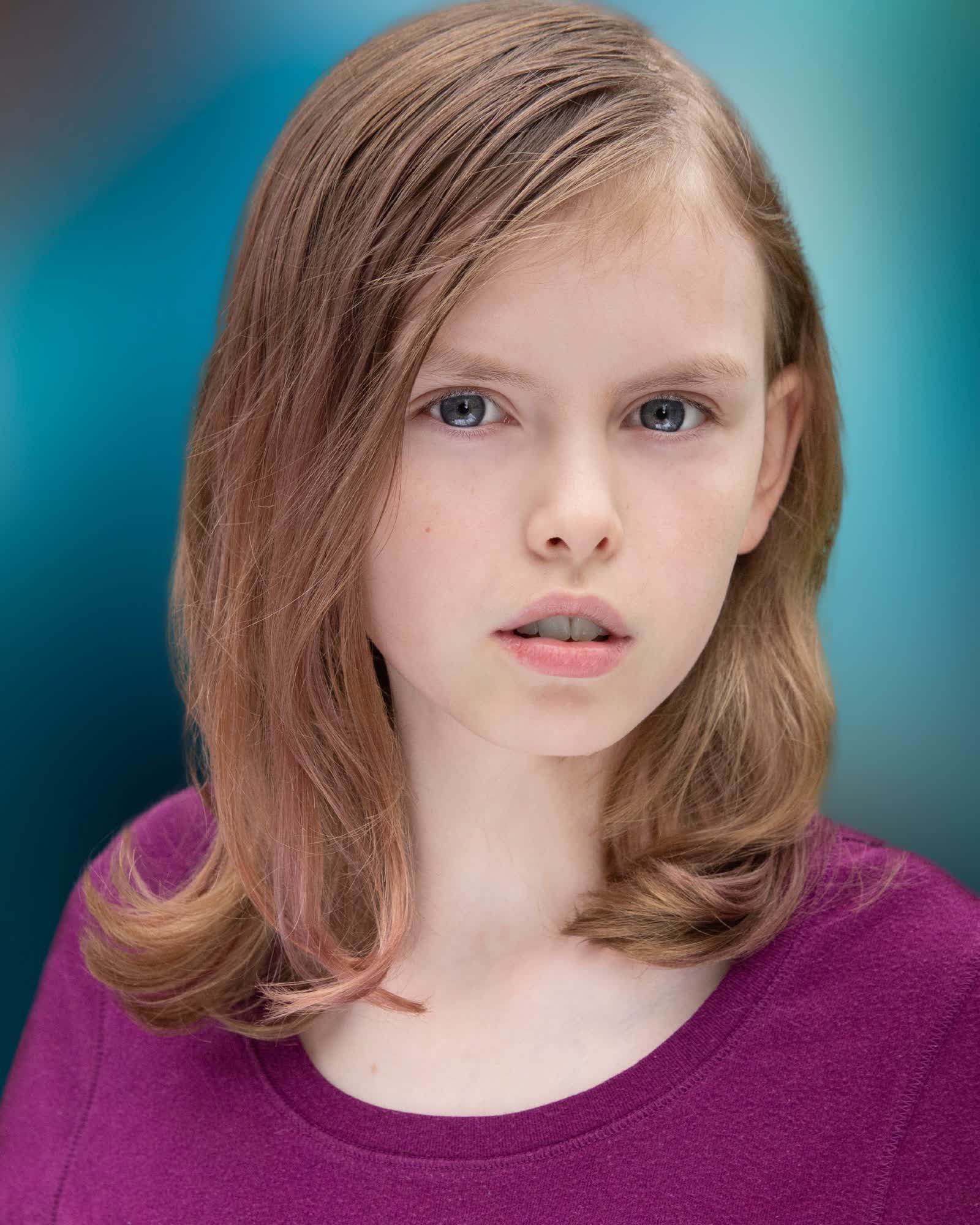 actor Lily Gail Reid large photo