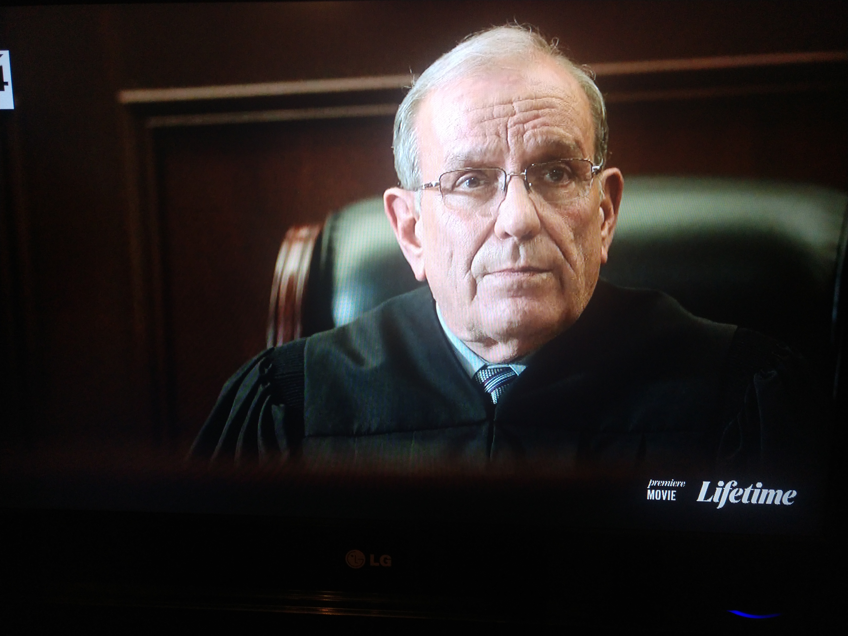 actor David Raizor large photo