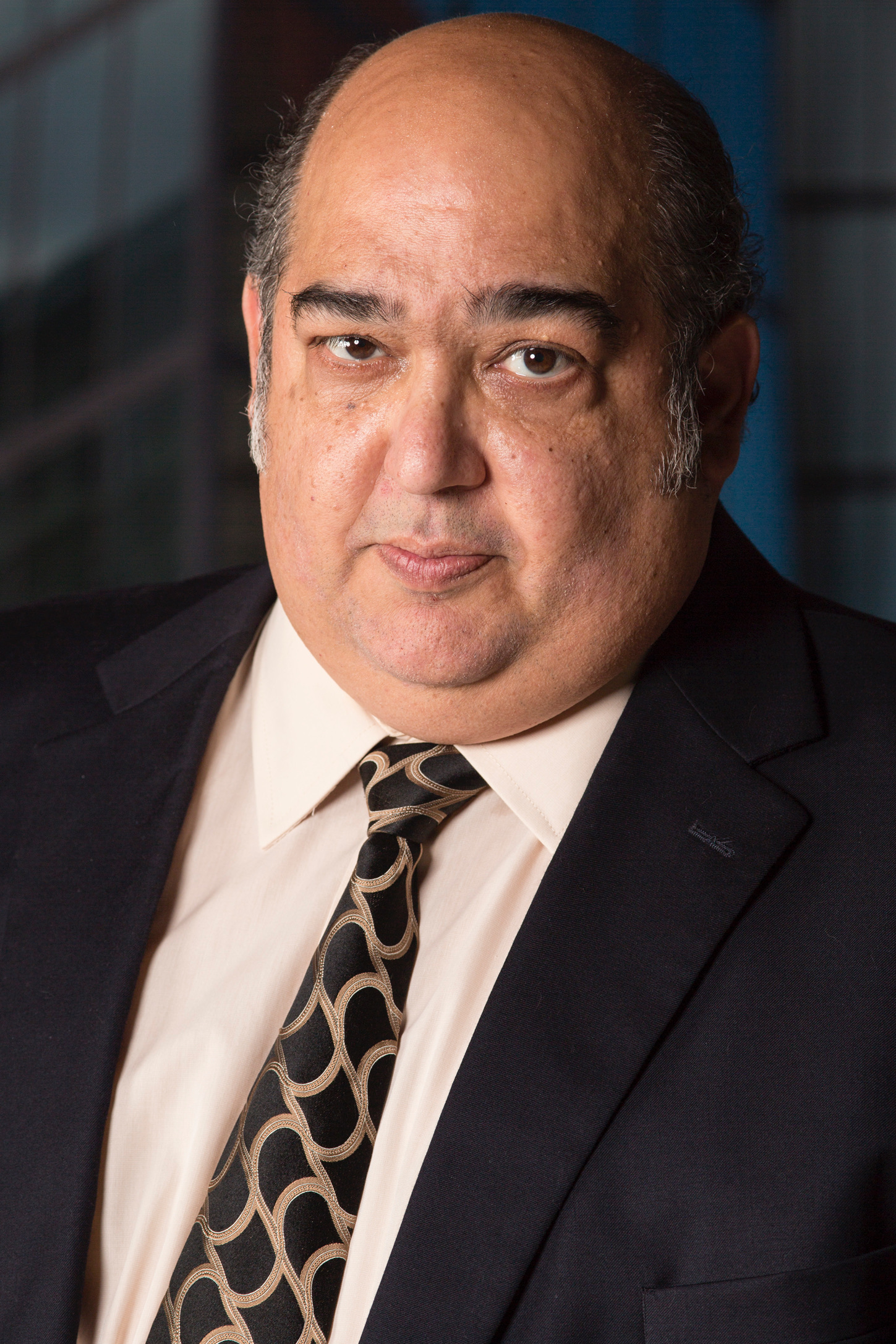 actor Mike Benitez large photo