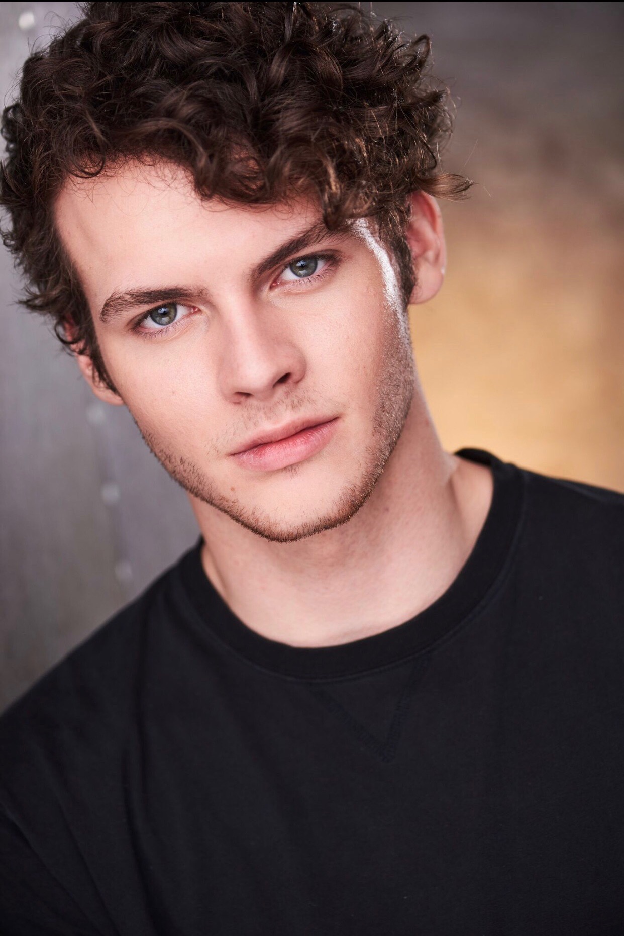 actor Jay Jay Warren large photo