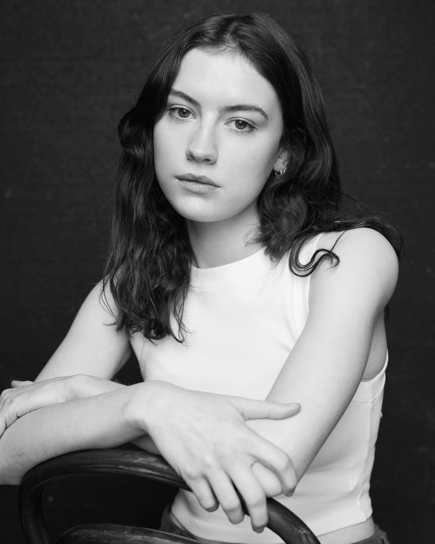 actor Isabelle Connolly large photo