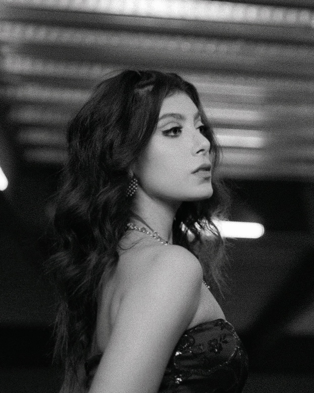 actor Giselle Torres large photo