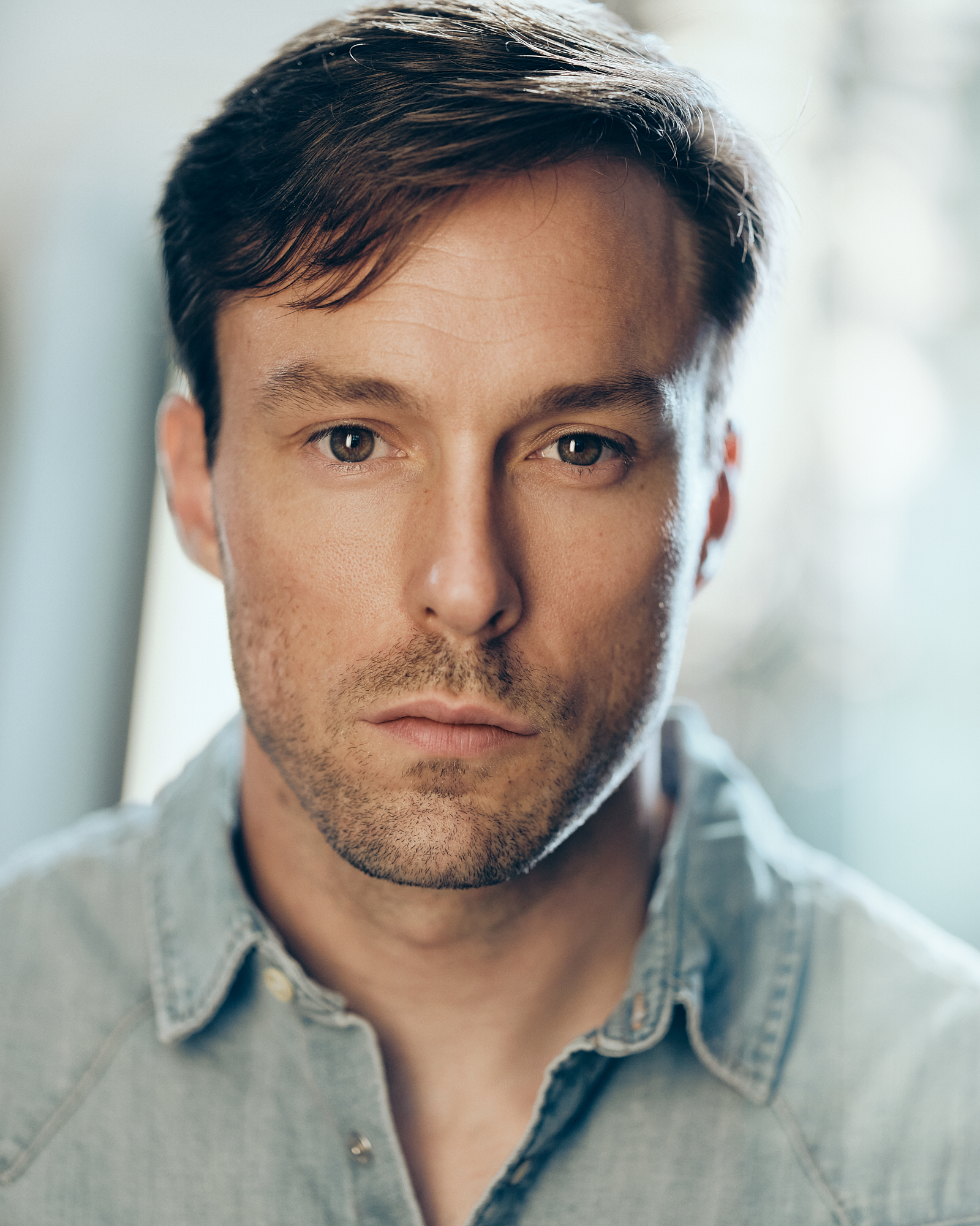 actor Michael Hoad large photo