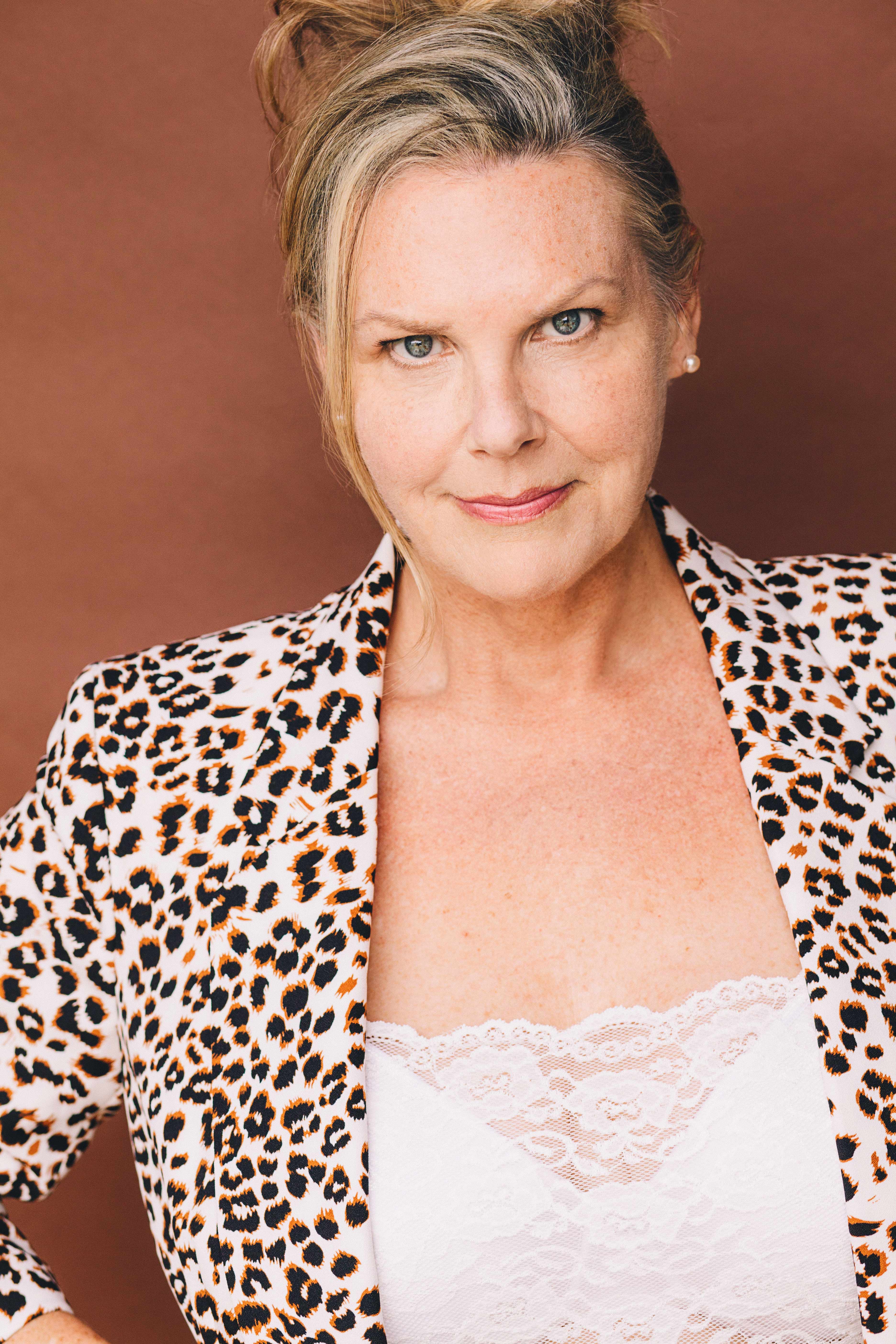 actor Jeanne Taylor large photo