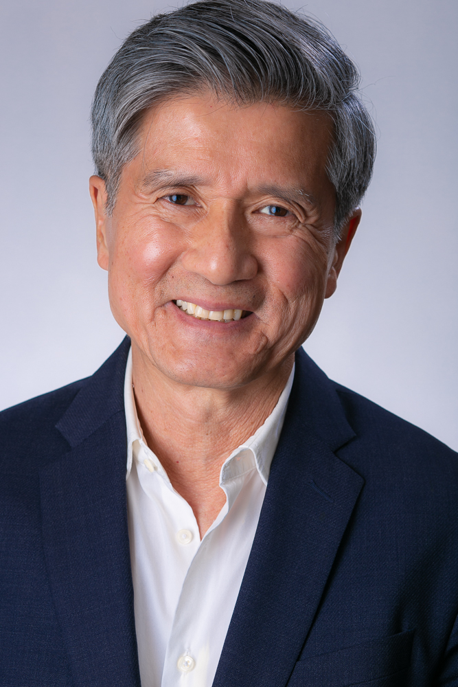 actor Phil Nee large photo