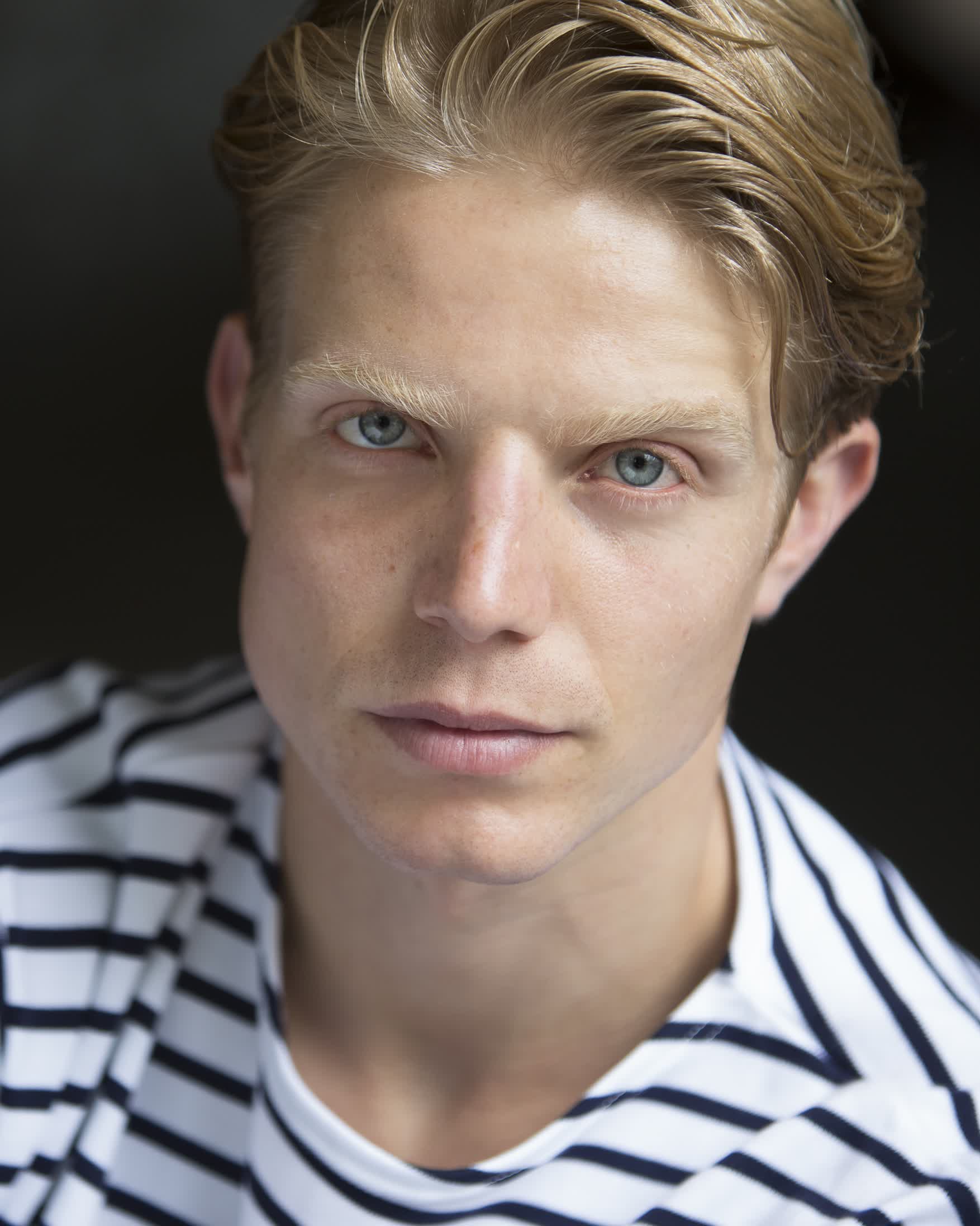 actor Charley Palmer Rothwell large photo