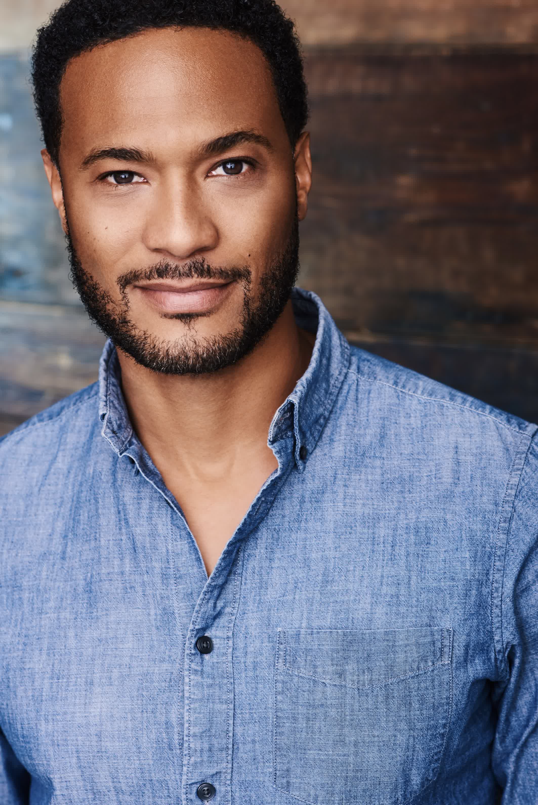 actor Mykee Selkin large photo