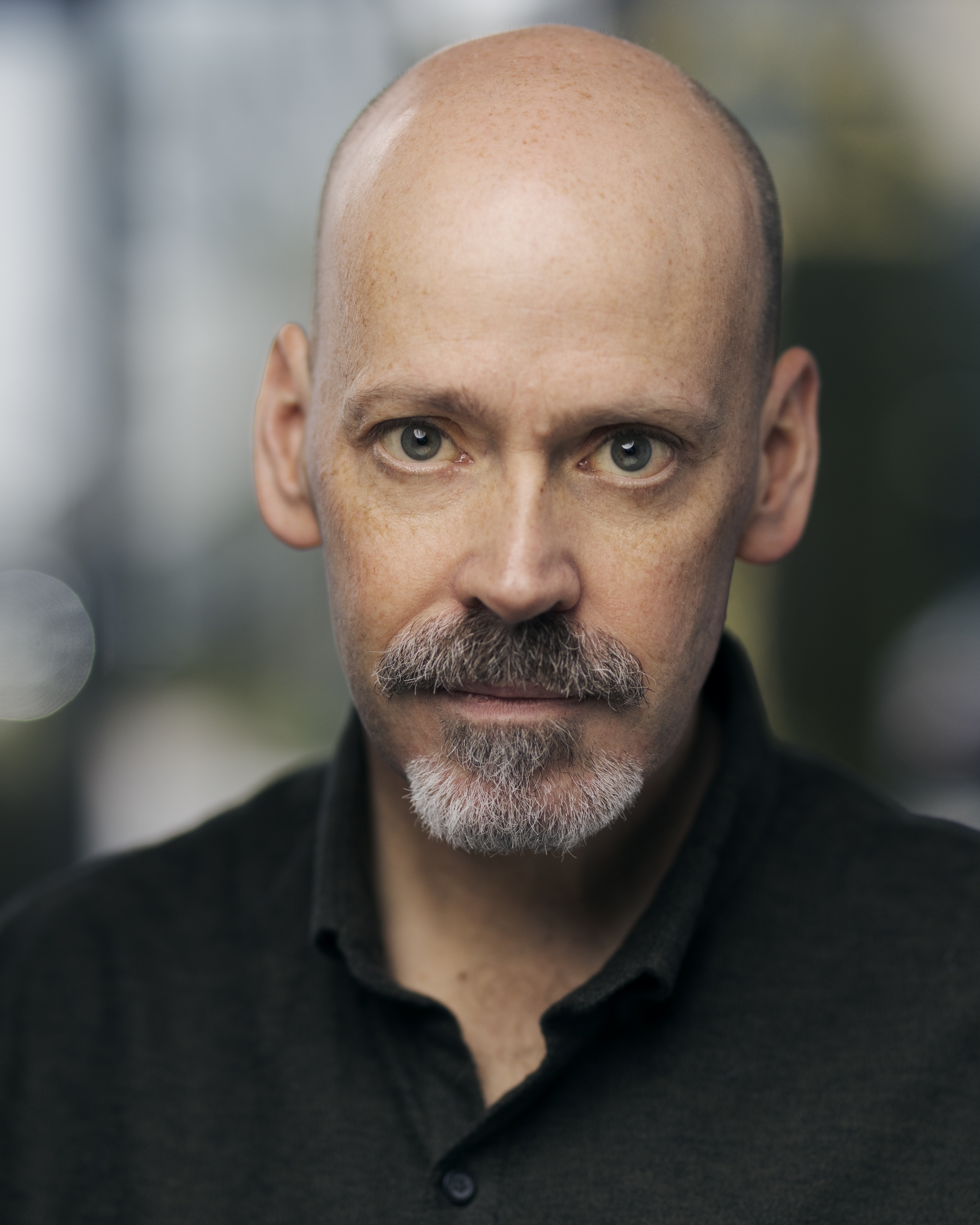 actor Daniel Olson large photo