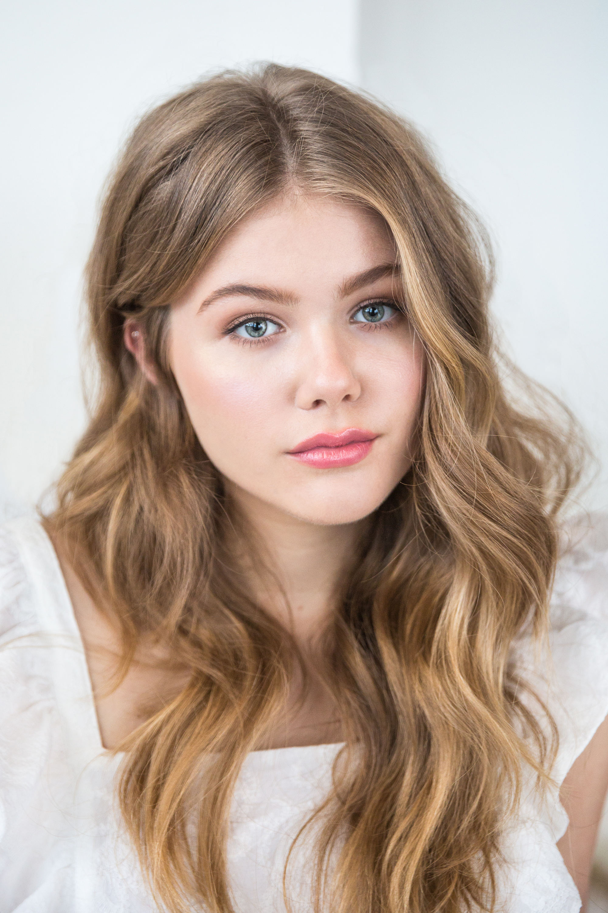 actor Kerri Medders large photo